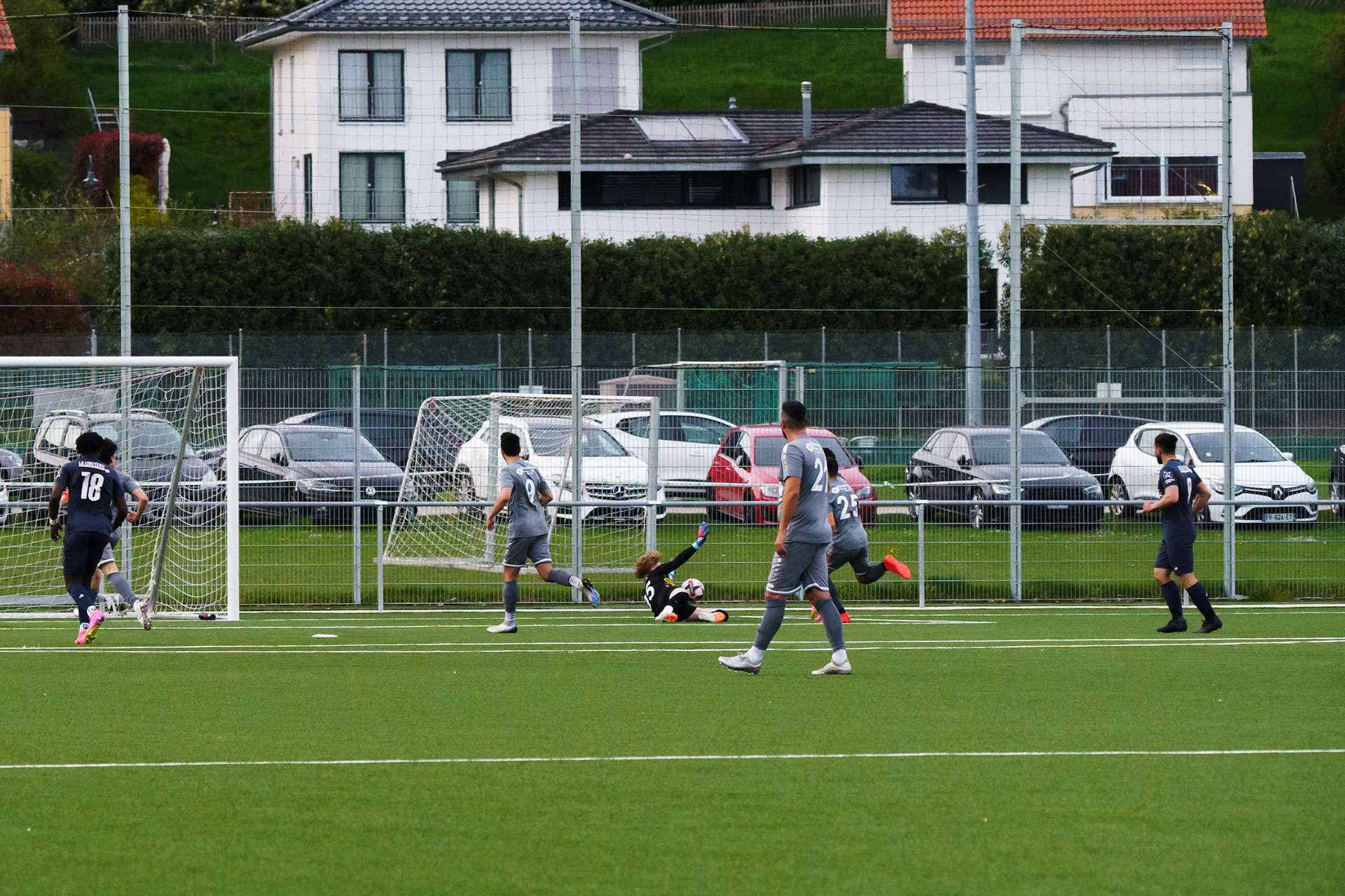 Match 2ème Ligue FC Champagne - FC Grandson-Tuileries au Terrain de Sport de Derrière-Ville à Champagne