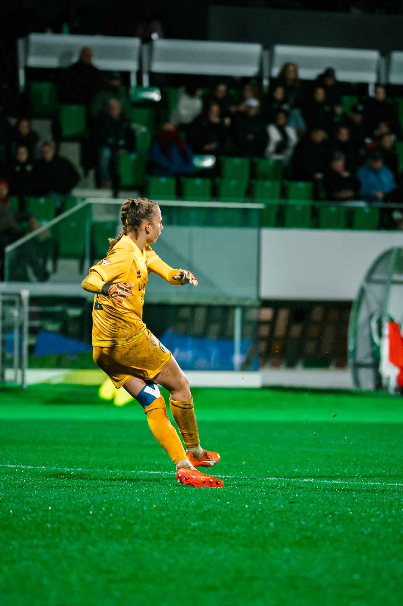 Match de championnat LNB féminine opposant Yverdon Sport FC et le FC Lugano au Stade Municipal, Yverdon-les-Bains. (Christian António / LibsVisuals.com)