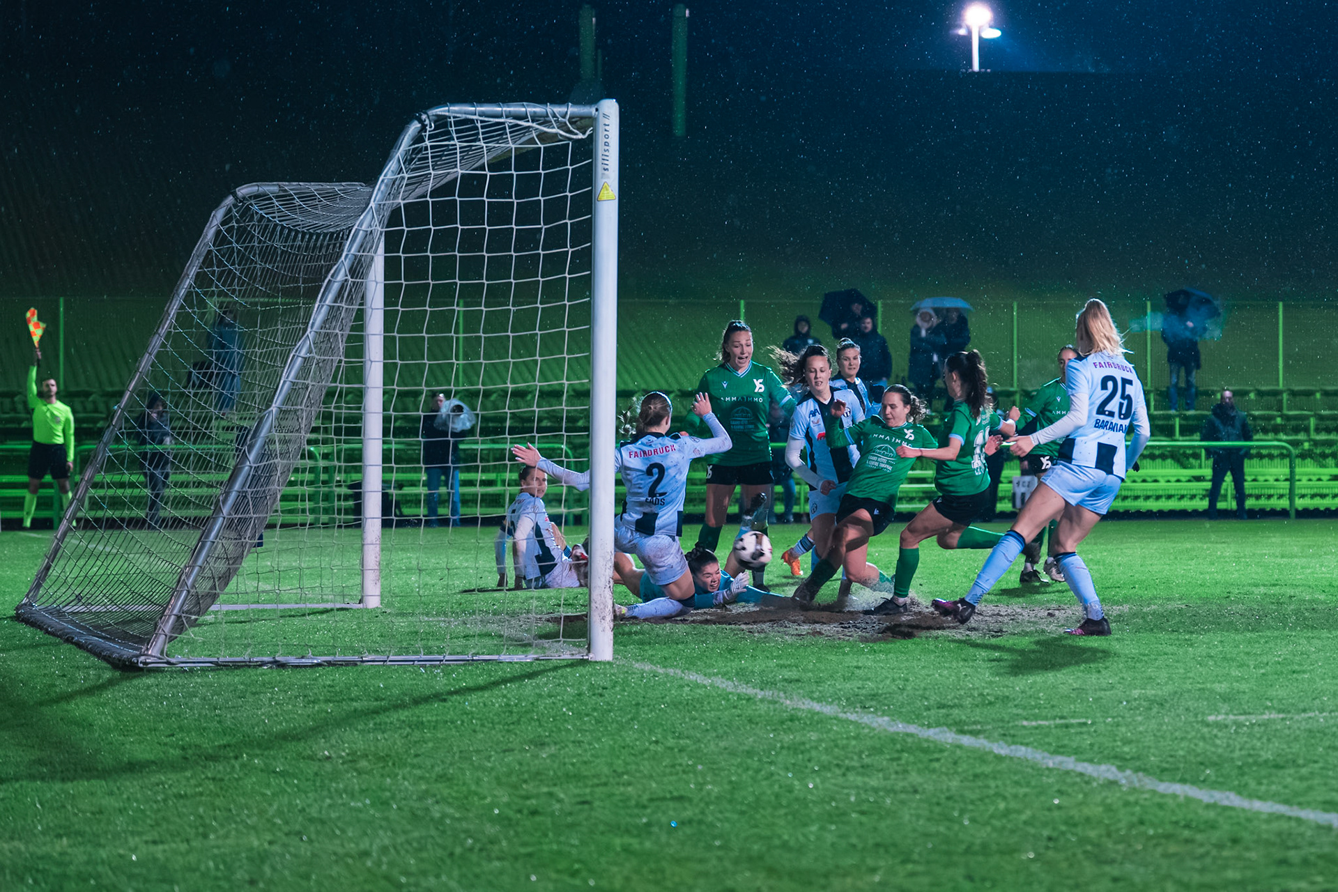 FC Zürich et Yverdon Sport FC au  Heerenschürli (Christian António/LibsVisuals.com)