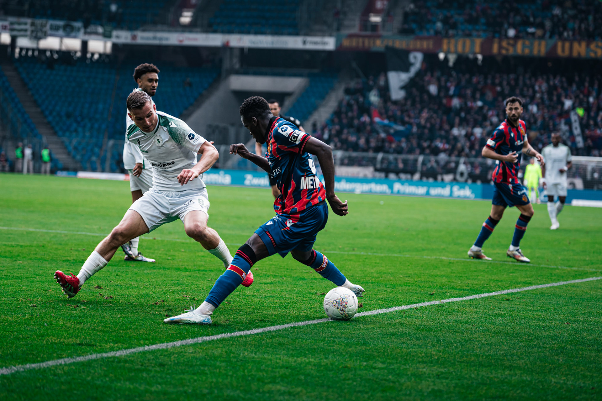 FC Basel 1893 et Yverdon Sport FC au St. Jakob-Park. (Christian António/LibsVisuals.com)