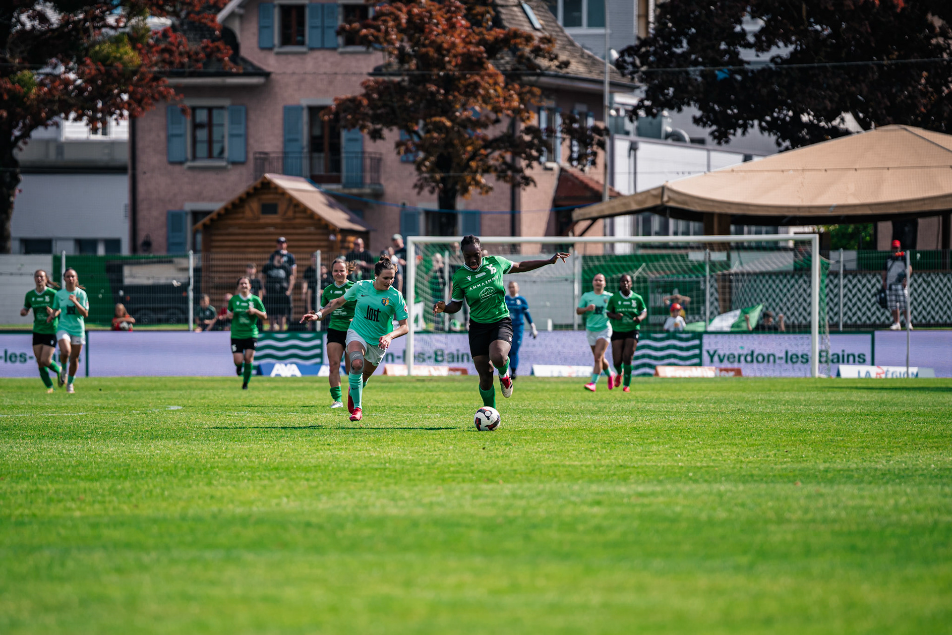 Yverdon Sport FC et FC Schlieren au Stade Municipal. (Christian António/LibsVisuals.com)