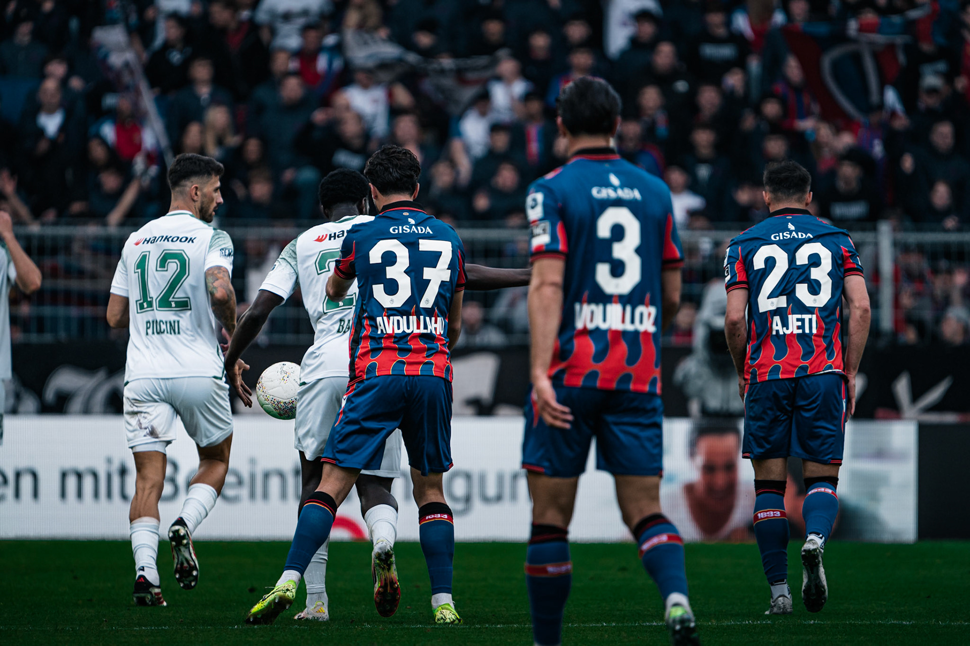 FC Basel 1893 et Yverdon Sport FC au St. Jakob-Park. (Christian António/LibsVisuals.com)