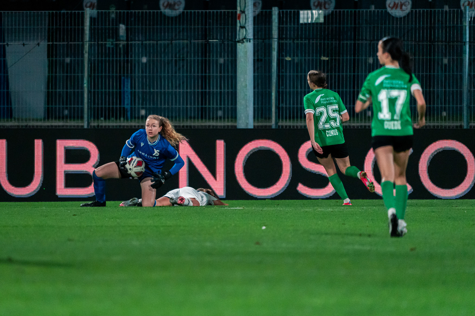 Ligue nationale B Féminine Yverdon Sport FC - Etoile Carouge FC