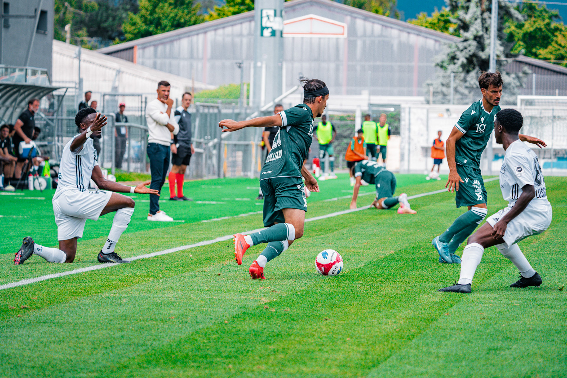 Match opposant Yverdon Sport FC face au Stade Lausanne Ouchy au Stade Municipal. (Christian António/LibsVisuals.com)