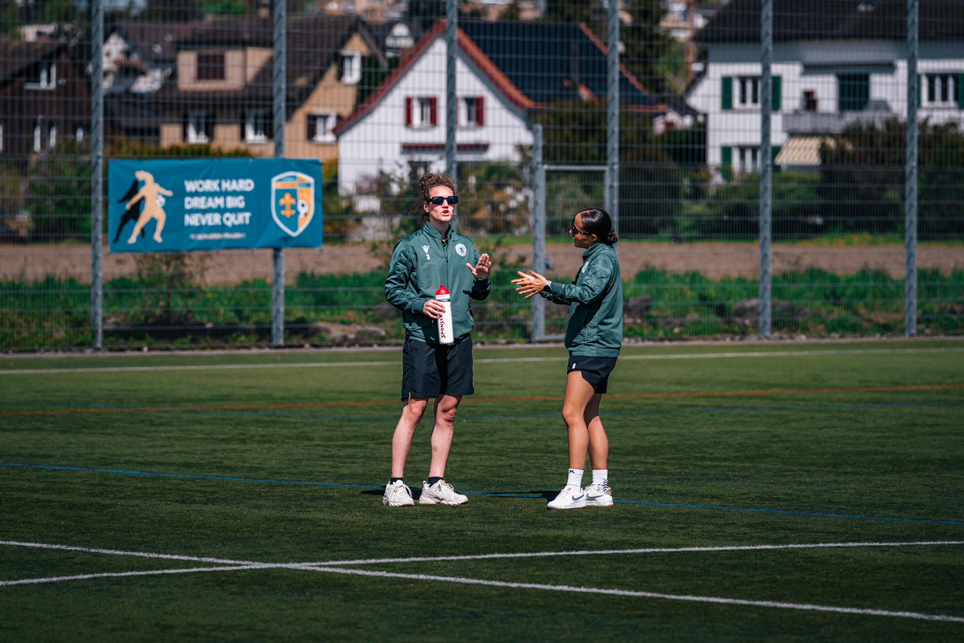 FC Schlieren et Yverdon Sport FC au Zelgli. (Christian António/LibsVisuals.com)