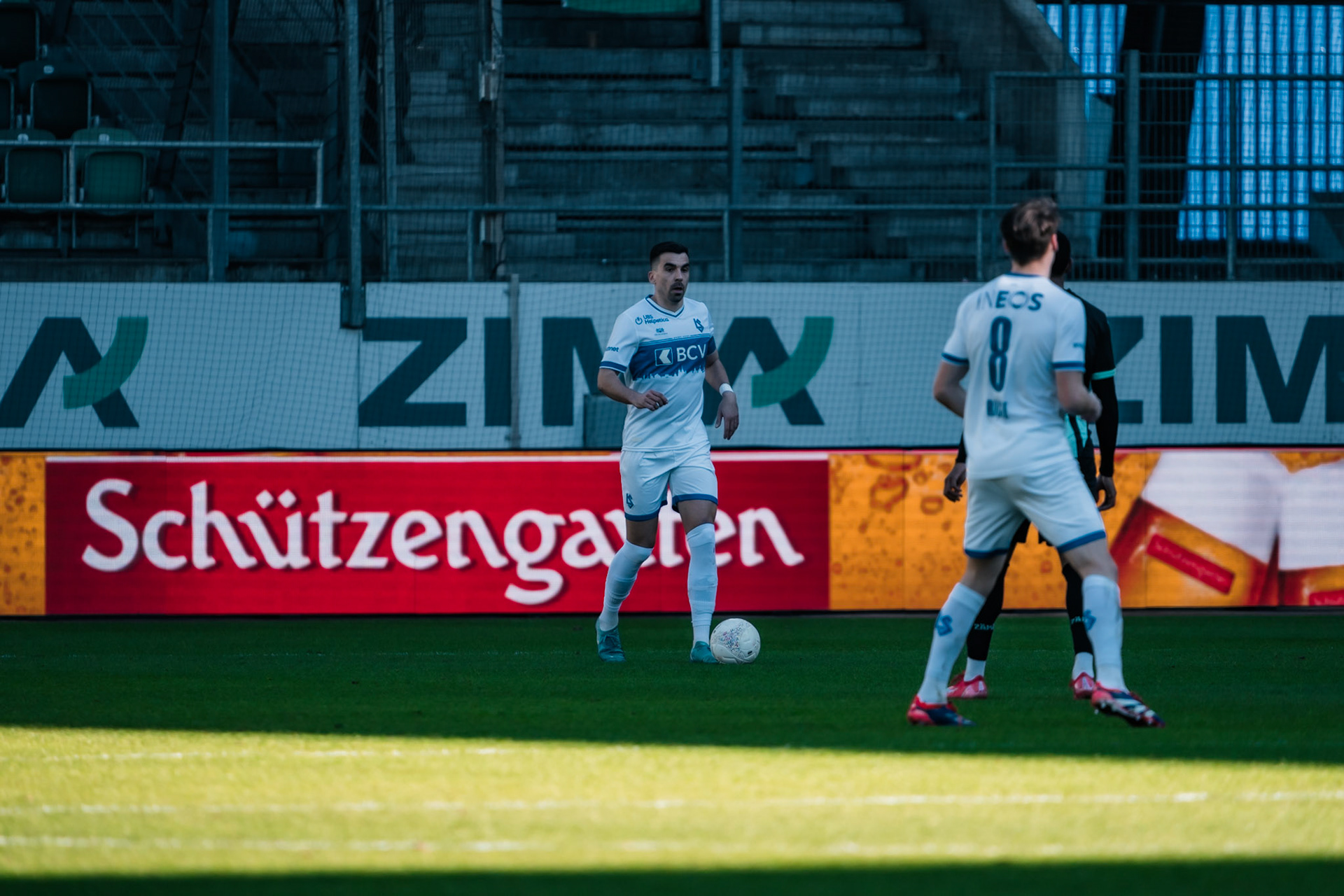 FC Saint-Gall 1879 et Lausanne-Sport FC au Kybunpark. (Christian António/LibsVisuals.com)