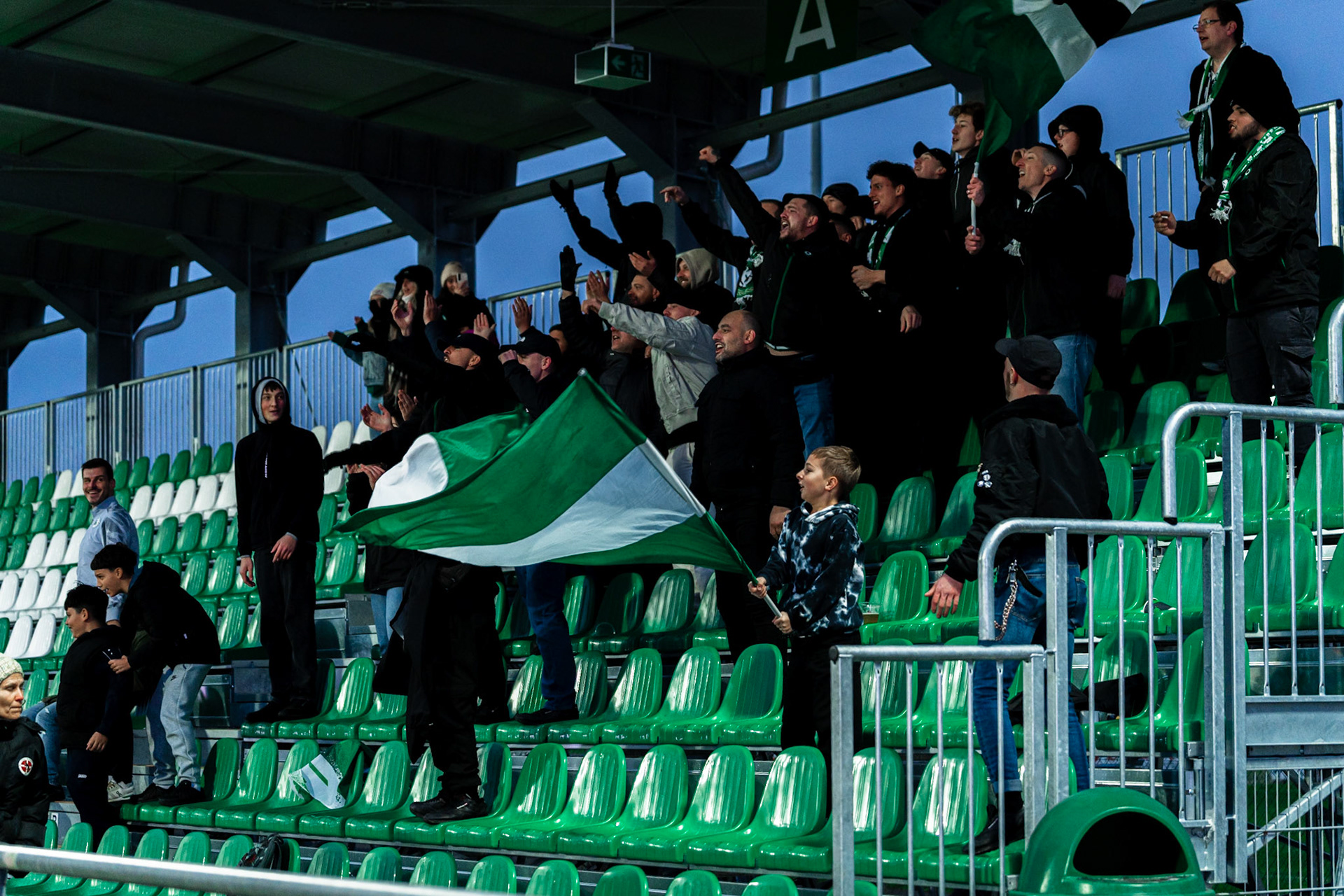 1/8 de finale - AXA coupe suisse Féminine Yverdon Sport FC - Frauenteam Thun Berner-Oberland