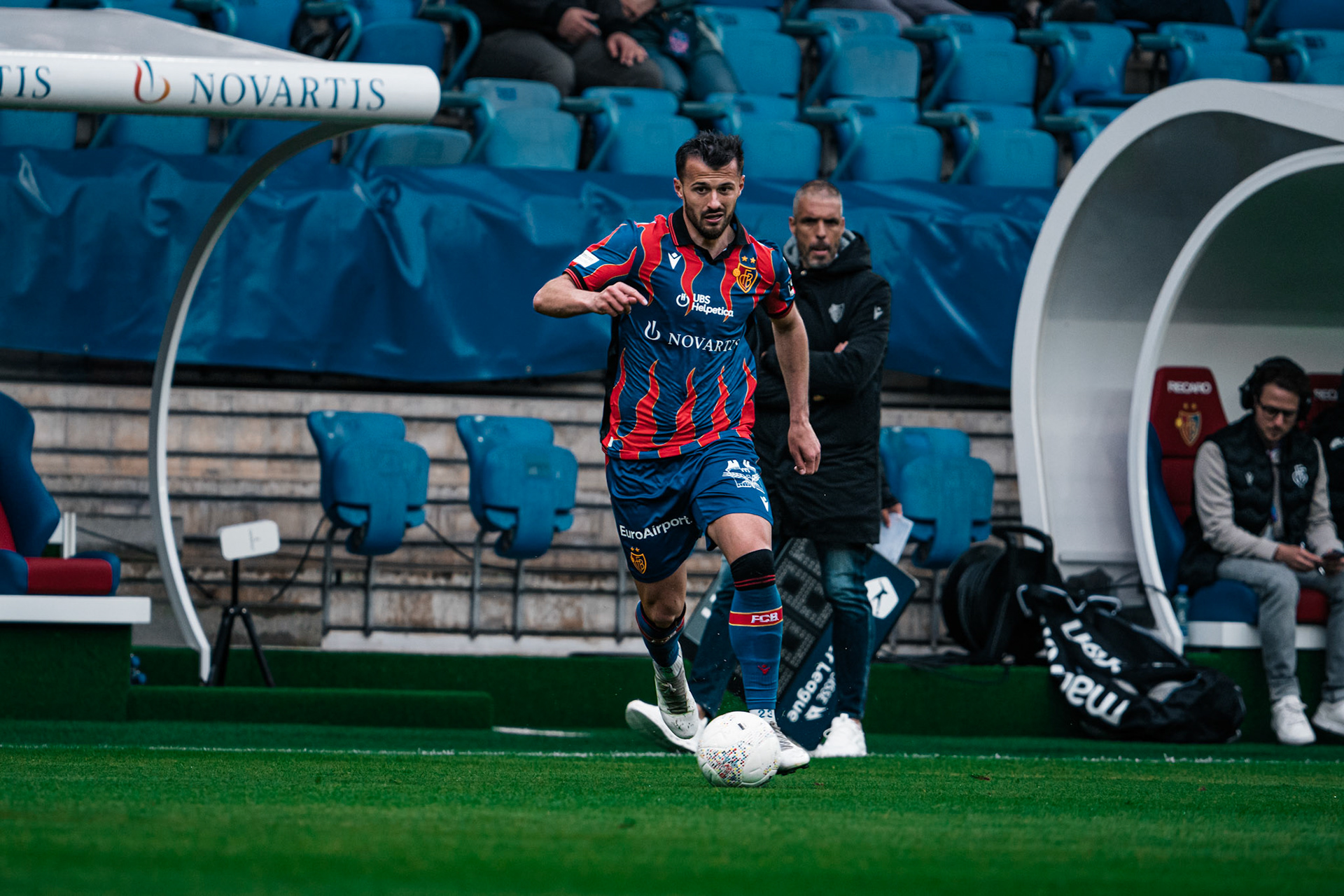 FC Basel 1893 et Yverdon Sport FC au St. Jakob-Park. (Christian António/LibsVisuals.com)