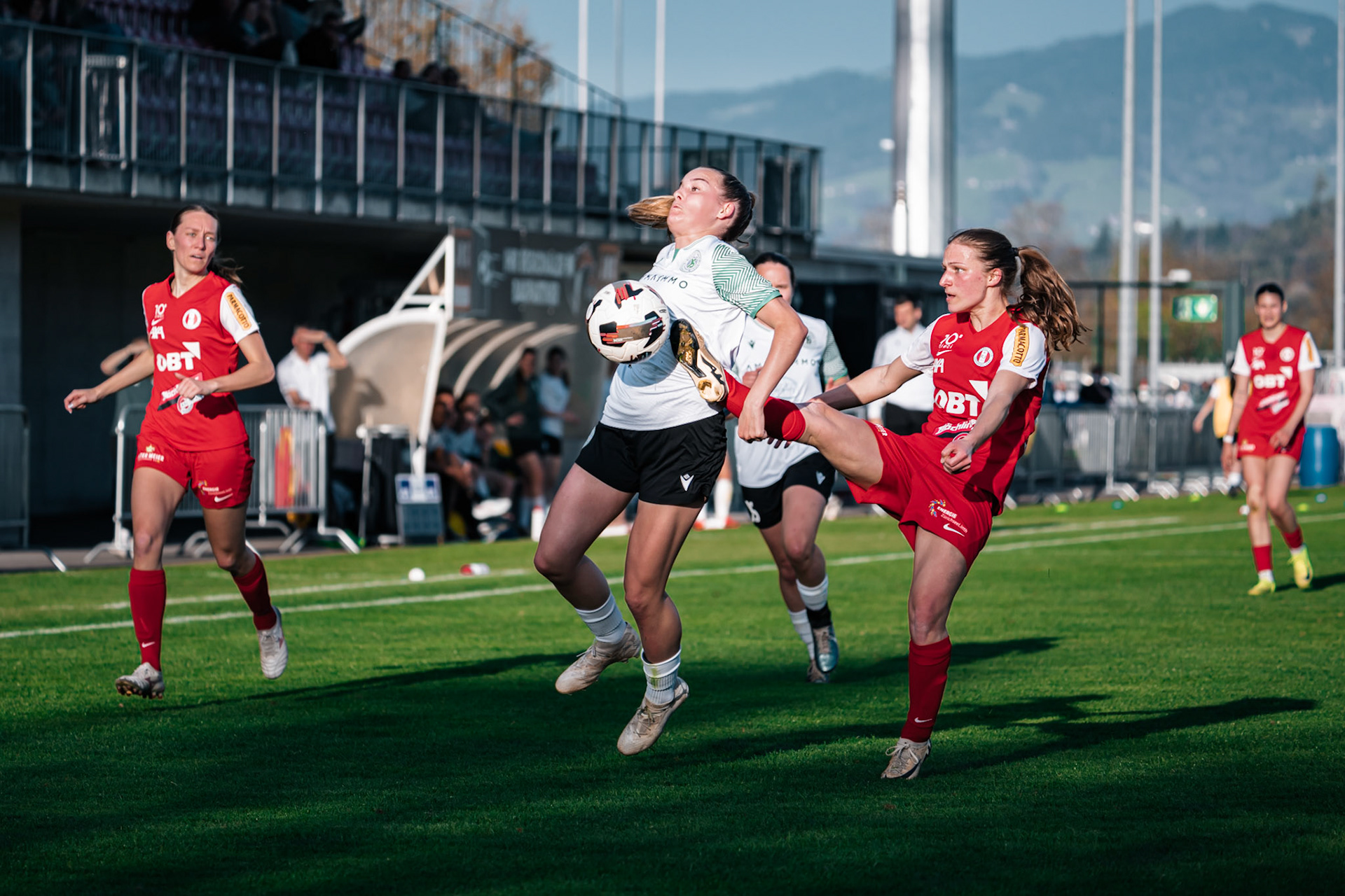 Women’s Super League / tour de promotion/relégation FC Rapperswil-Jona - Yverdon Sport FC au Grünfeld (Christian António/LibsVisuals.com)