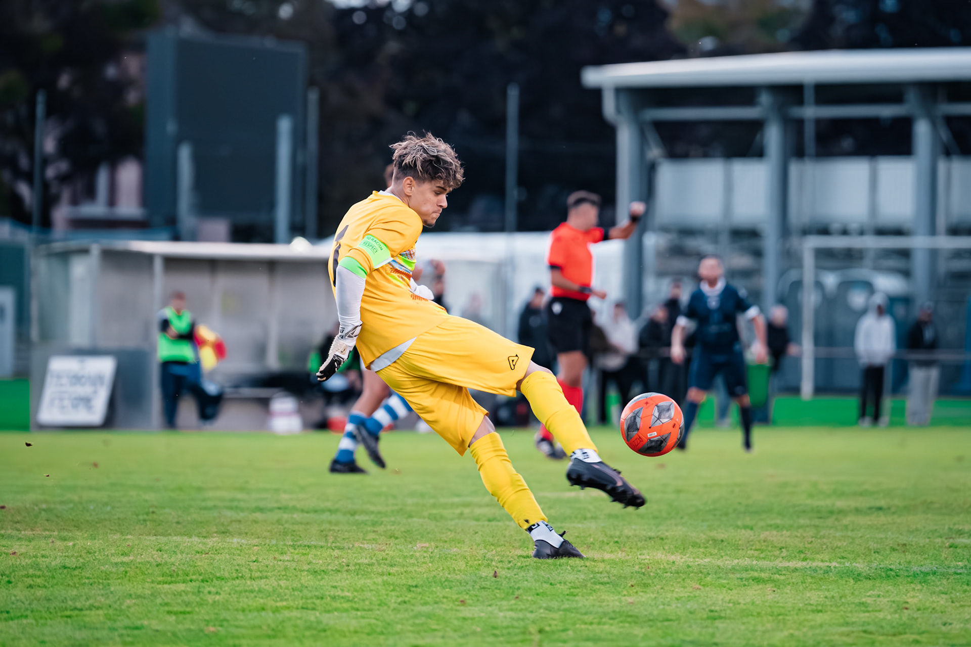 Match de championnat 3e ligue (Groupe 3) opposant le FC Azzurri Yverdon I au FC Bosna Yverdon I, au Stade Municipal, Yverdon. (Christian António/LibsVisuals.com)