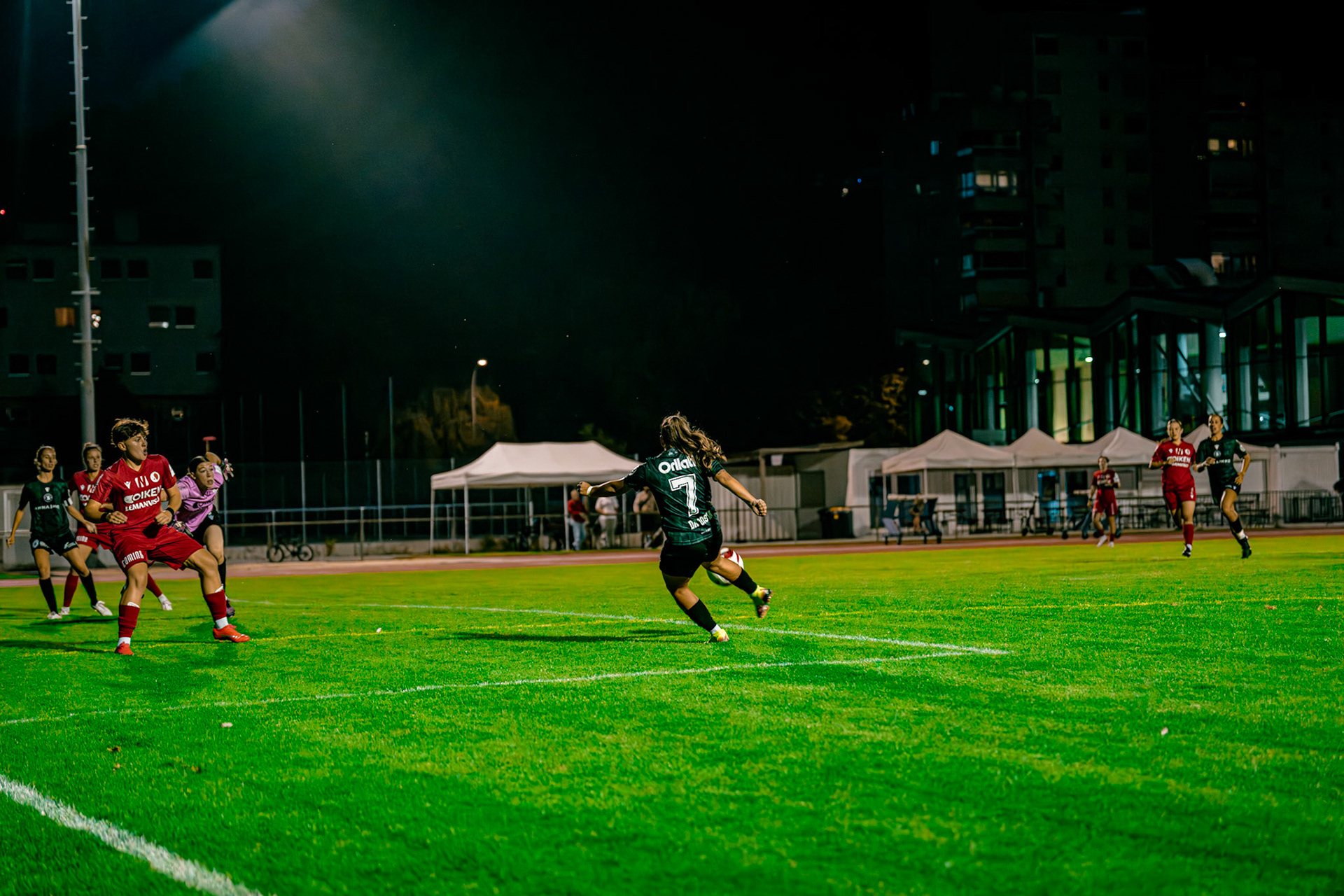 Match de championnat LNB (féminine) opposant le FC Sion Féminin à Yverdon Sport FC à l’Ancien Stand, Sion. (Christian António/LibsVisuals.com)