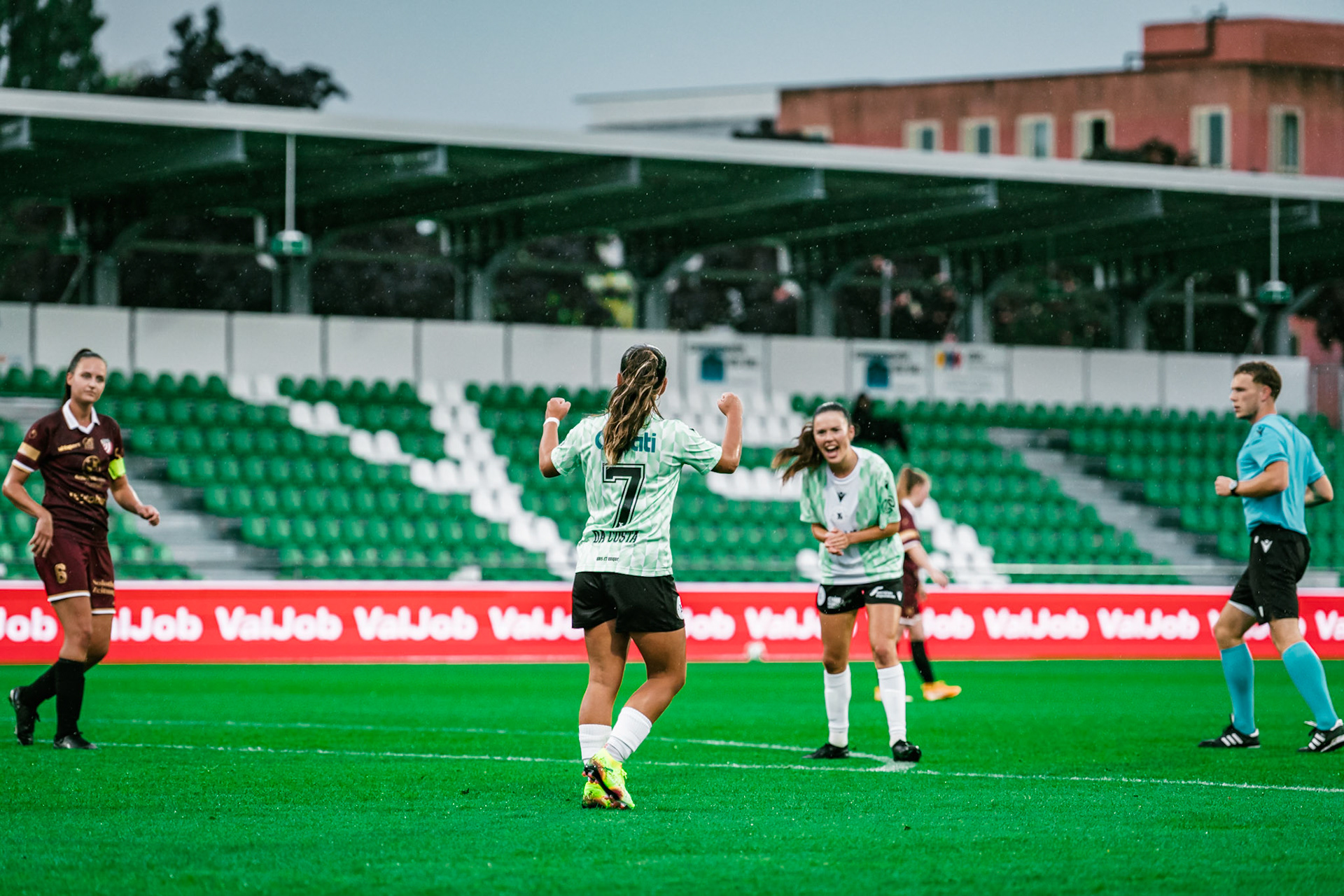 Match championnat LNB féminine opposant Yverdon Sport FC et FC Solothurn Frauen au Stade Municipal. (Christian António/LibsVisuals.com)