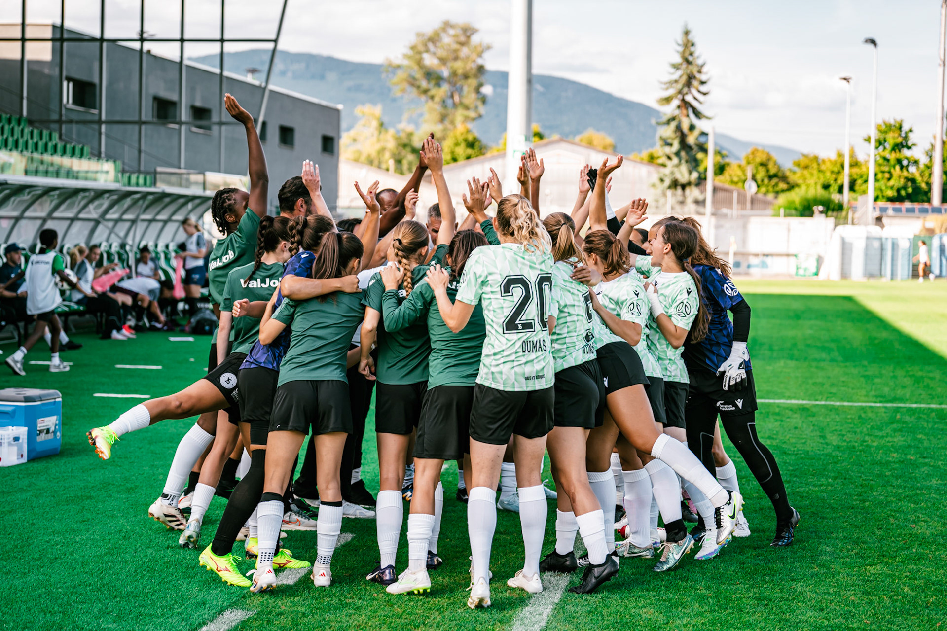 Match championnat LNB féminine opposant Yverdon Sport FC et FC Schlieren au Stade Municipal. (Christian António/LibsVisuals.com)