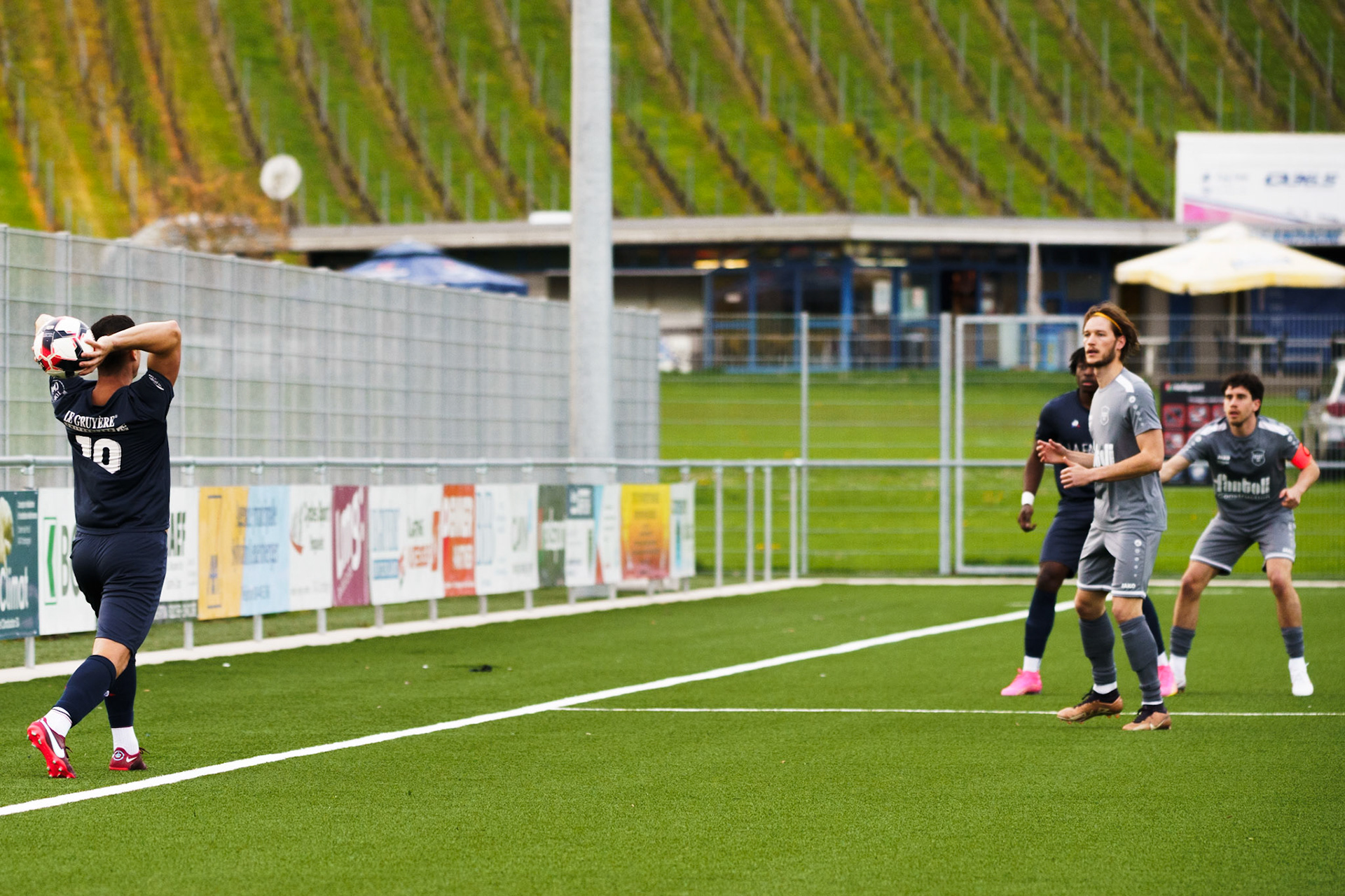 Match 2ème Ligue FC Champagne - FC Grandson-Tuileries au Terrain de Sport de Derrière-Ville à Champagne