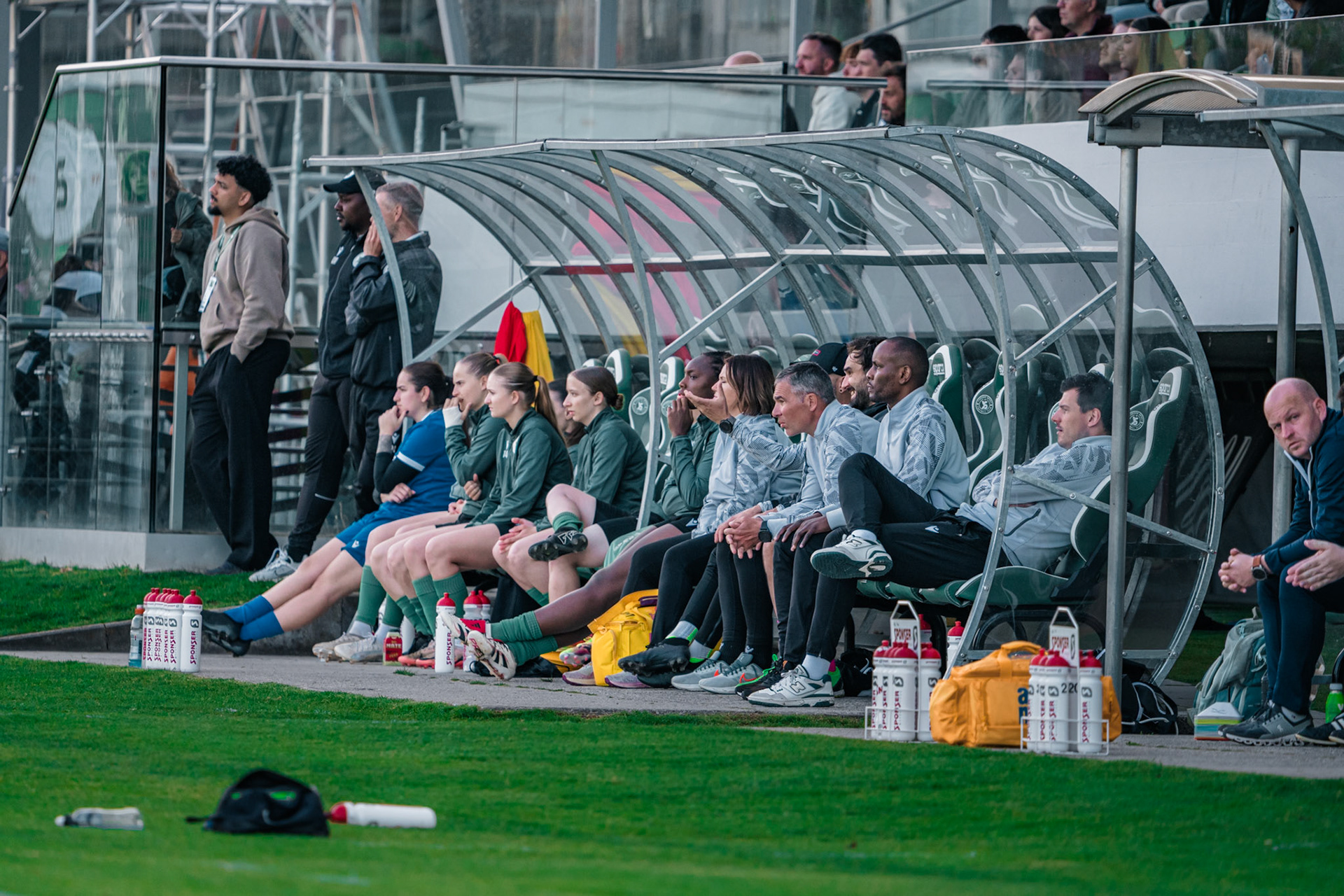 Yverdon Sport FC et Frauenteam Thun Berner-Oberland au Stade Municipal. (Christian António/LibsVisuals.com)