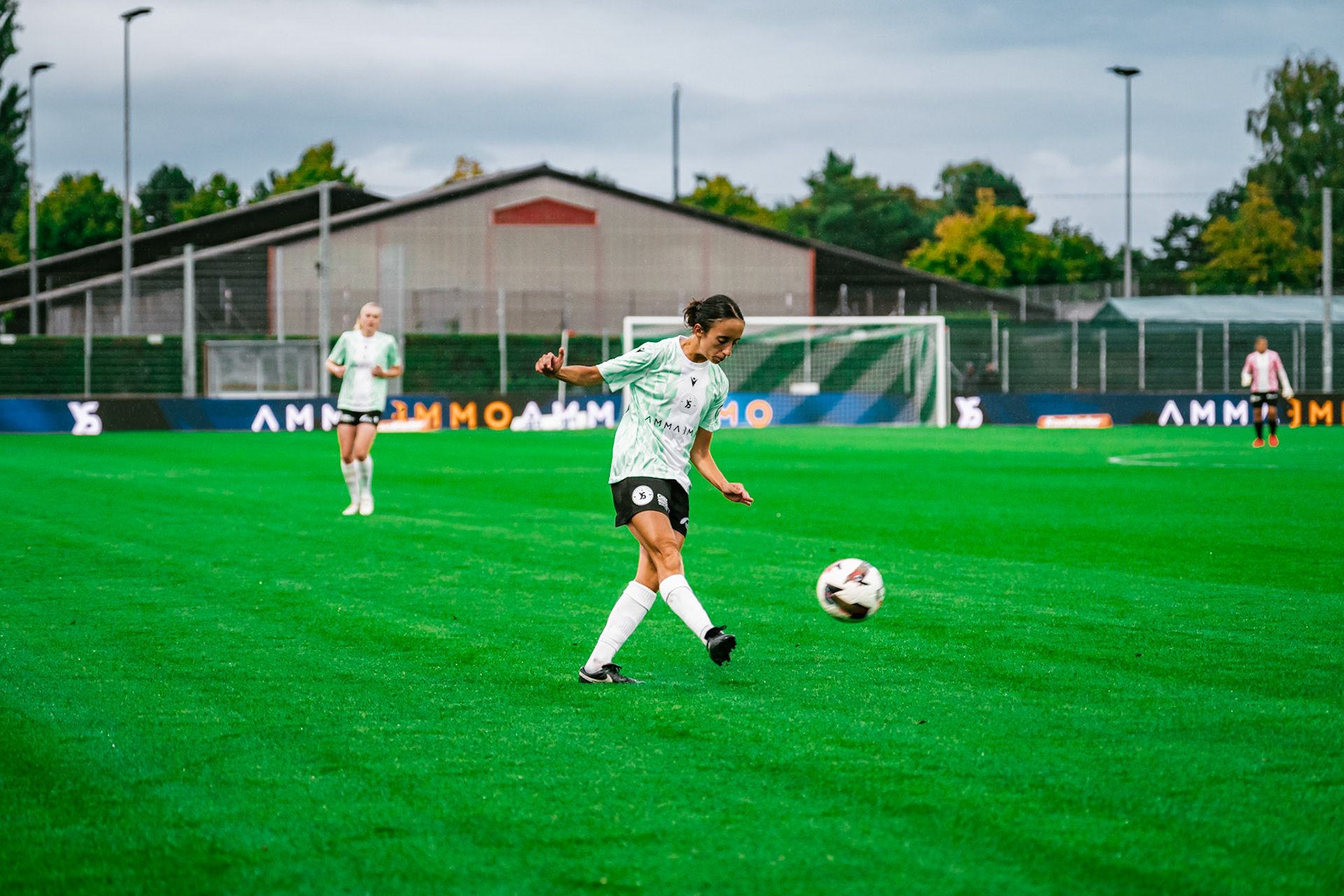 Match championnat LNB féminine opposant Yverdon Sport FC et FC Solothurn Frauen au Stade Municipal. (Christian António/LibsVisuals.com)