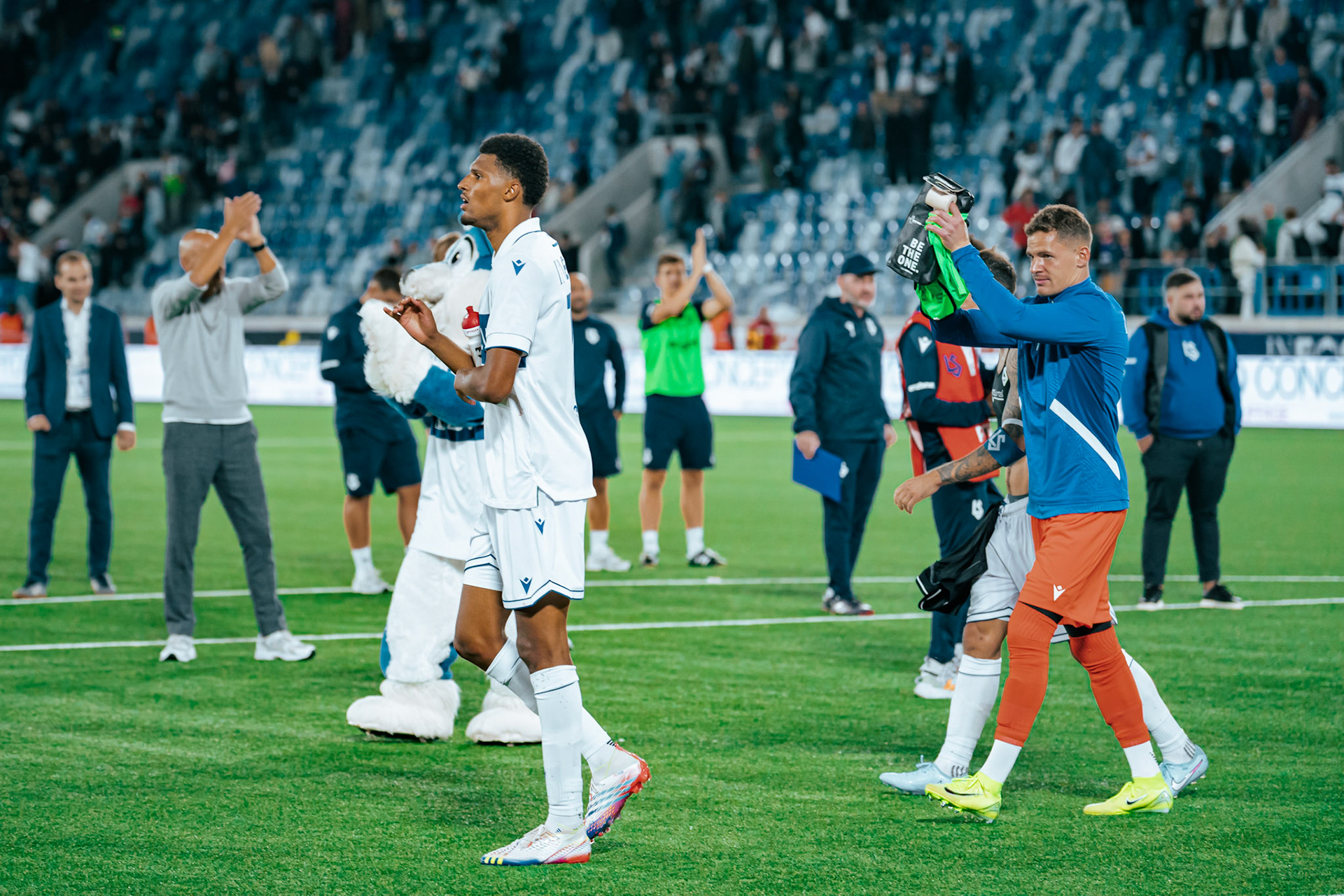 Match aller du tour de barrage de l’UEFA Europa Conference League 2025/26 opposant Lausanne-Sport et le Beşiktaş JK au Stade de la Tuilière. (Christian António/LibsVisuals.com)