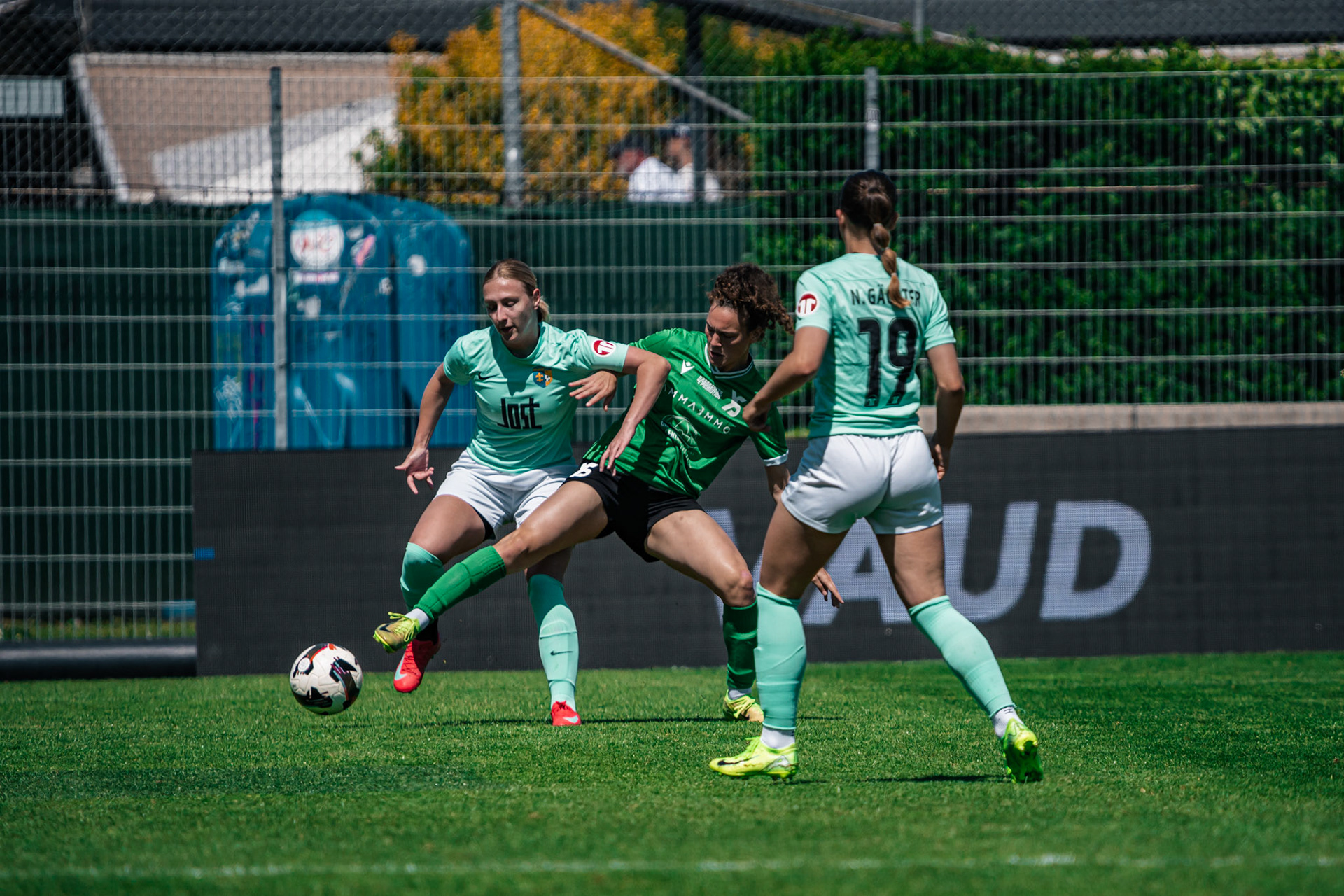 Yverdon Sport FC et FC Schlieren au Stade Municipal. (Christian António/LibsVisuals.com)