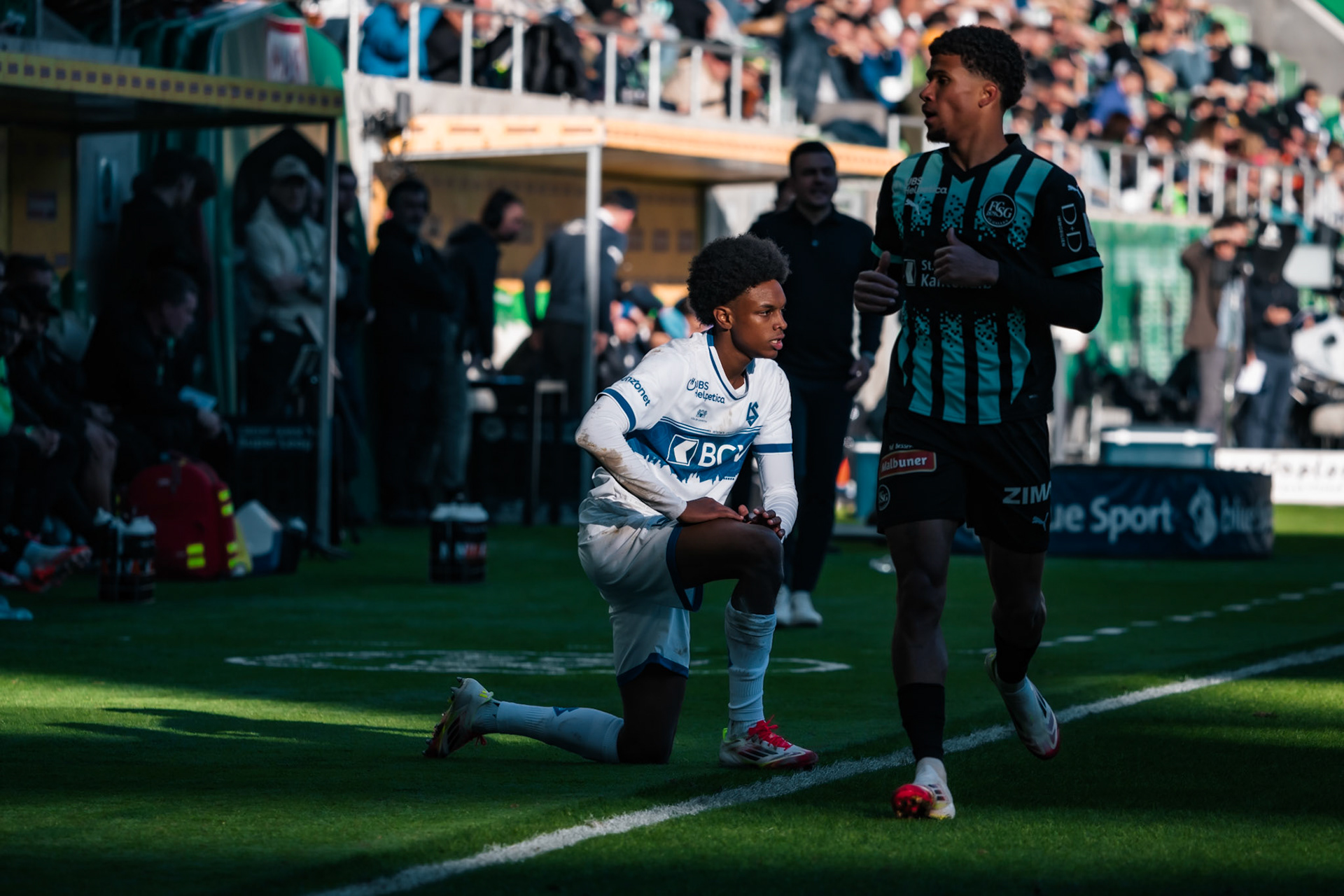 FC Saint-Gall 1879 et Lausanne-Sport FC au Kybunpark. (Christian António/LibsVisuals.com)