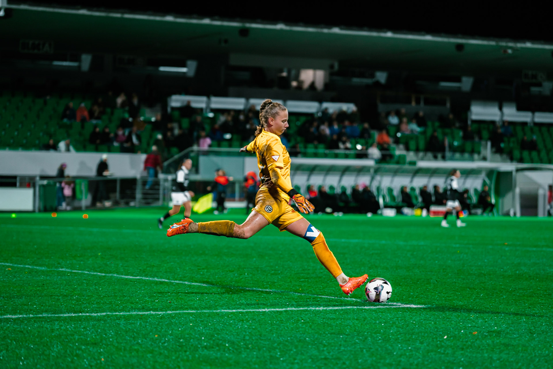 Match de championnat LNB féminine opposant Yverdon Sport FC et le FC Lugano au Stade Municipal, Yverdon-les-Bains. (Christian António / LibsVisuals.com)