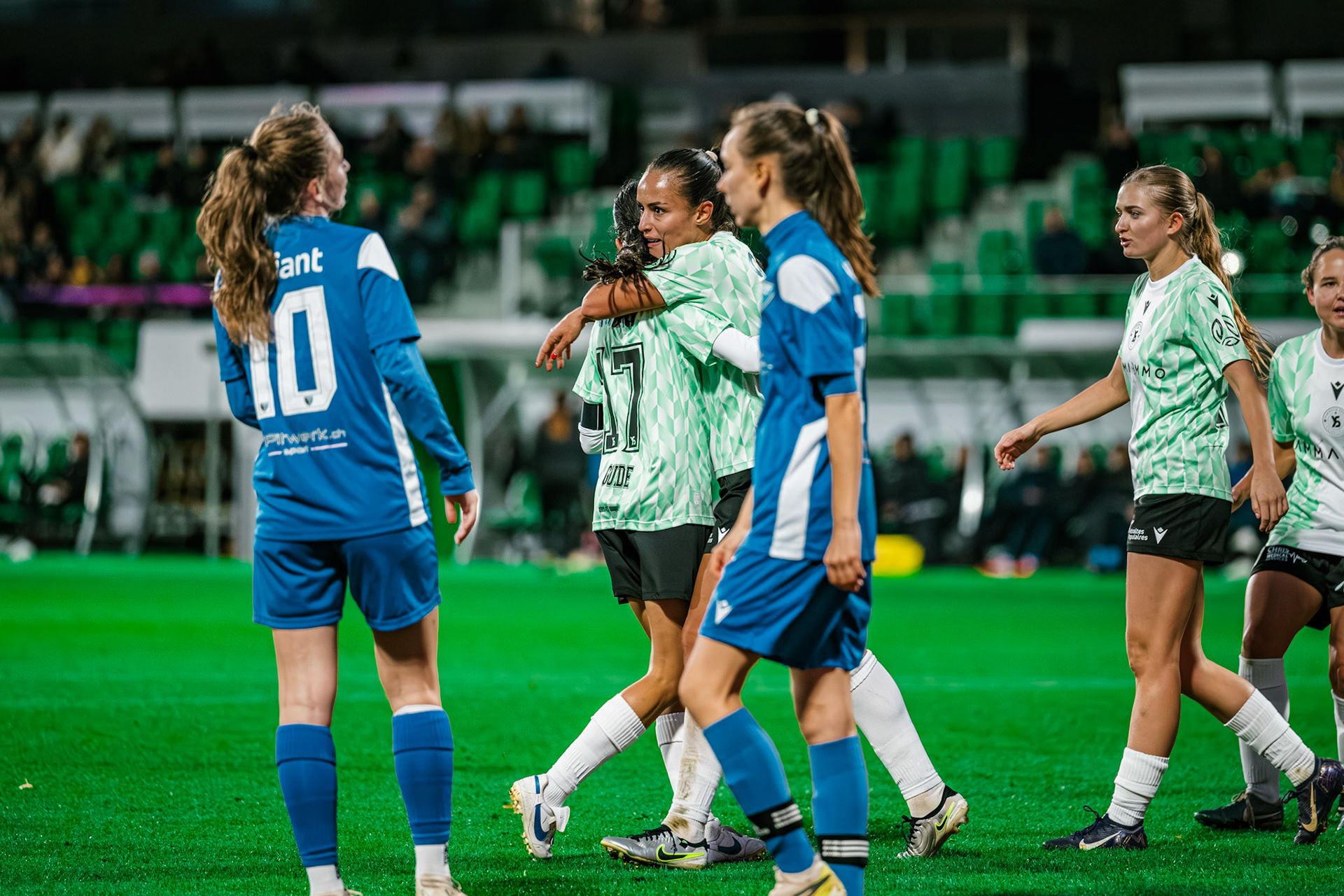 Match championnat LNB féminine opposant Yverdon Sport FC et FC Oerlikon/Polizei ZH 1 au Stade Municipal. (Christian António/LibsVisuals.com)