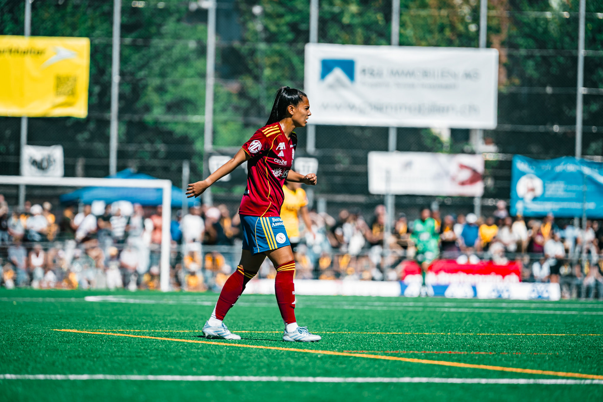 Match de l’AXA Women’s Super League opposant BSC YB Frauen et Servette FC Chênois Féminin au Spitalacker (Kunstrasenfeld), Bern. (Christian António/LibsVisuals.com)