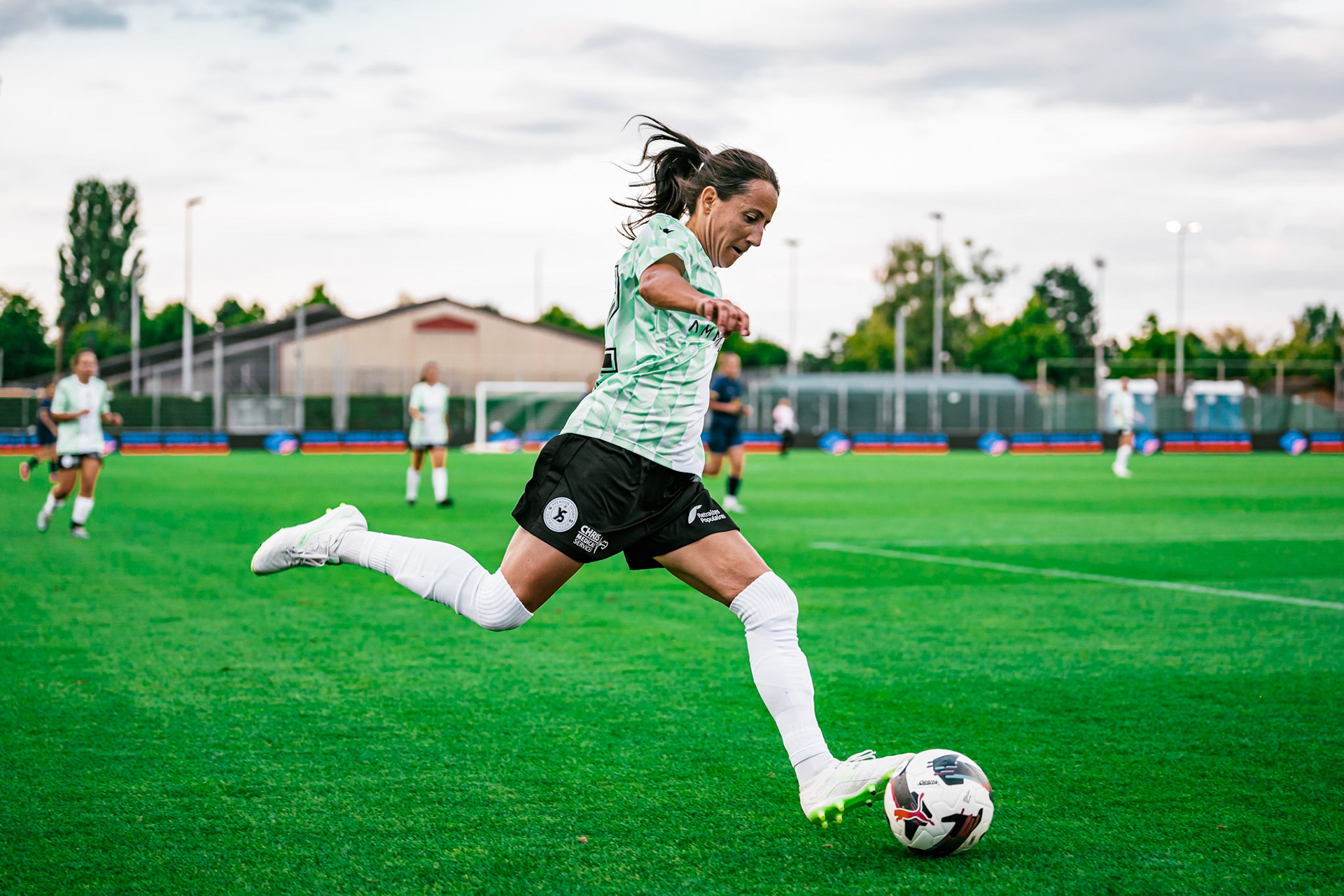 Match championnat LNB féminine opposant Yverdon Sport FC et FC Schlieren au Stade Municipal. (Christian António/LibsVisuals.com)