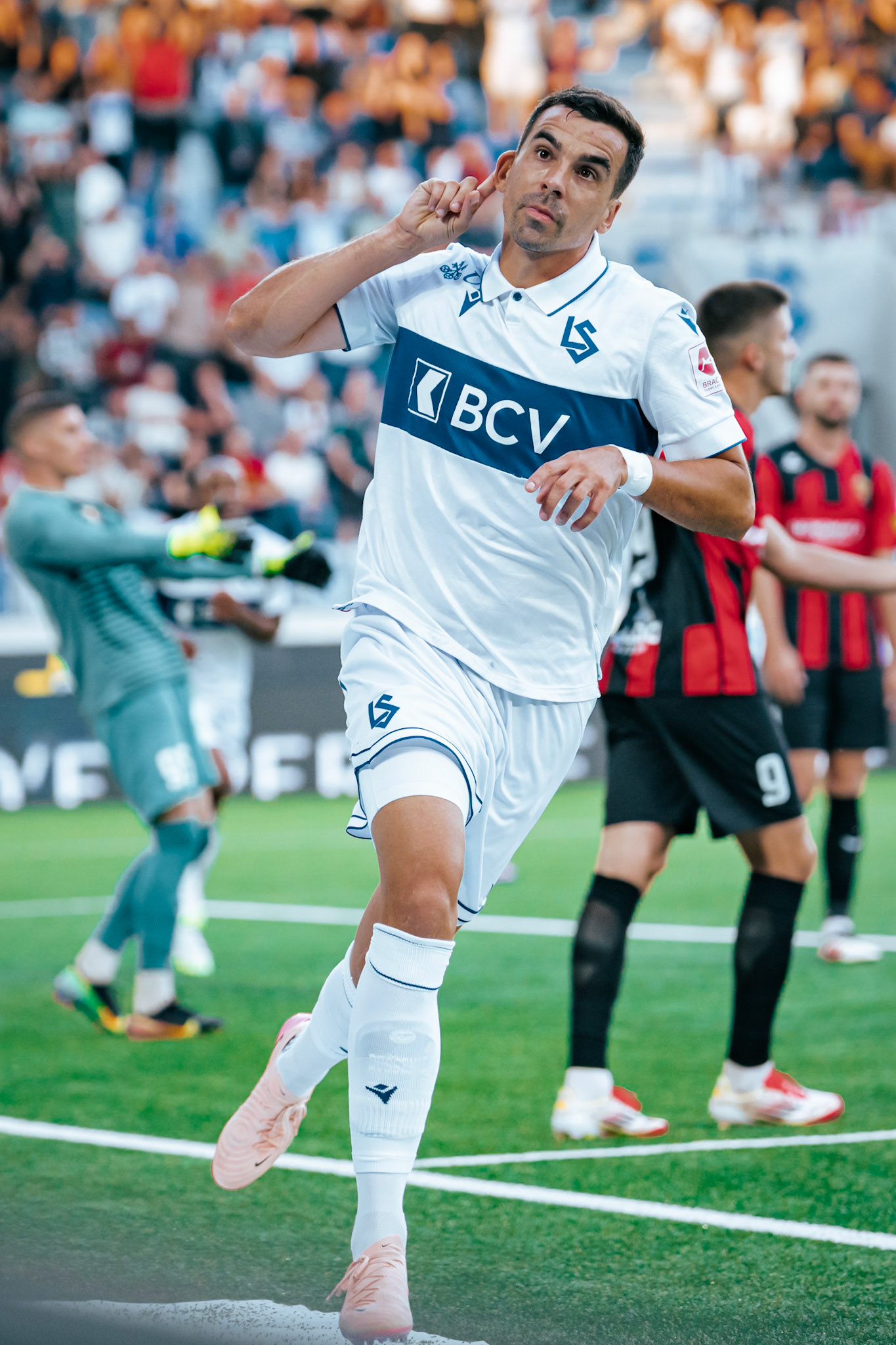 Lausanne-Sport - Vardar Skopje au Stade de la Tuilière. (Christian António/LibsVisuals.com)