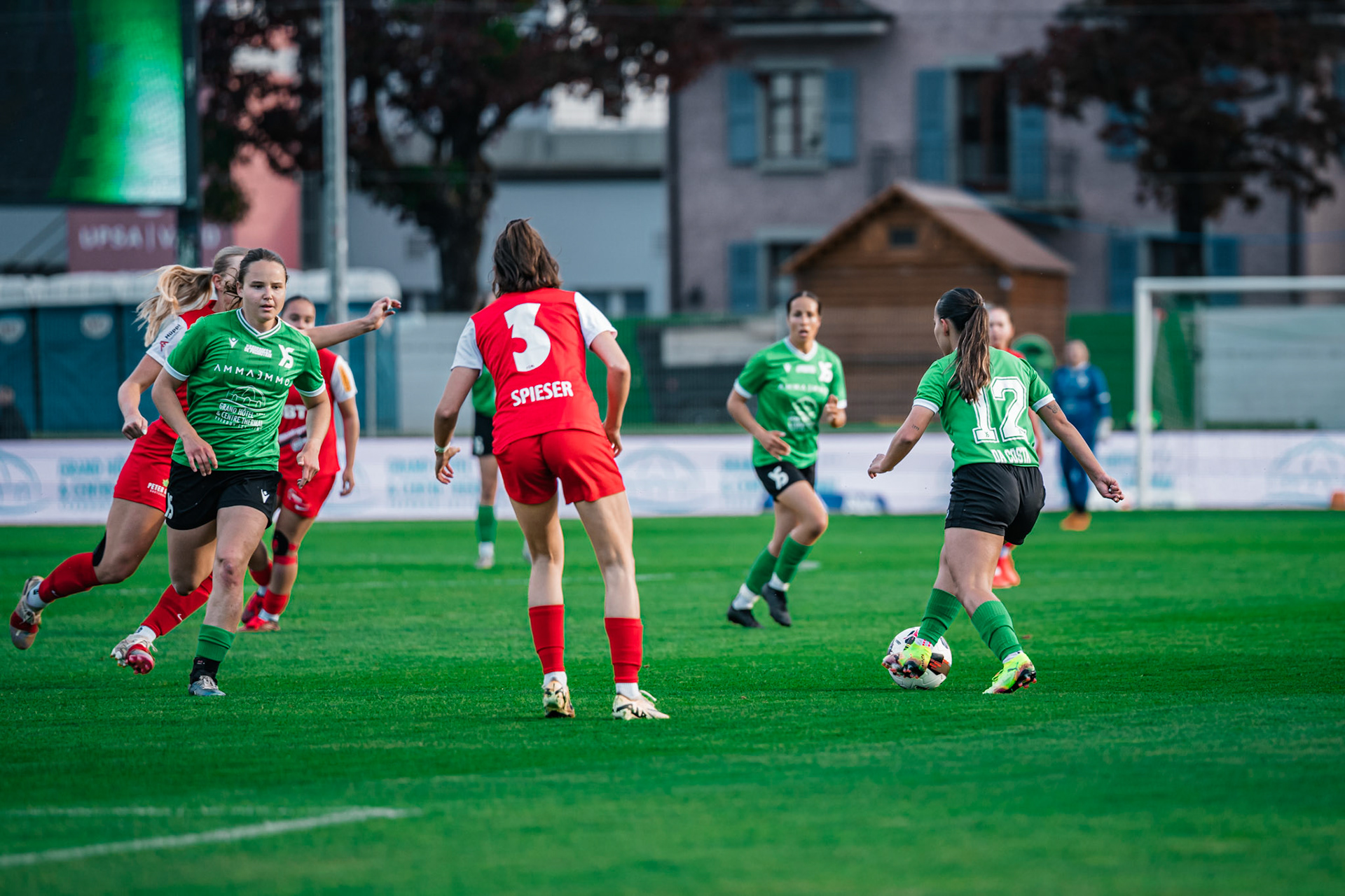 Yverdon Sport FC et FC Rapperswil-Jona au Stade Municipal. (Christian António/LibsVisuals.com)