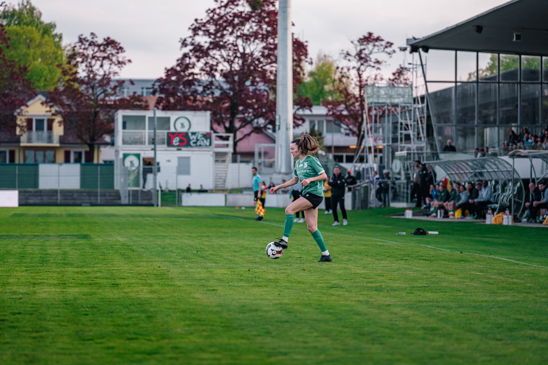 Yverdon Sport FC et Frauenteam Thun Berner-Oberland au Stade Municipal. (Christian António/LibsVisuals.com)
