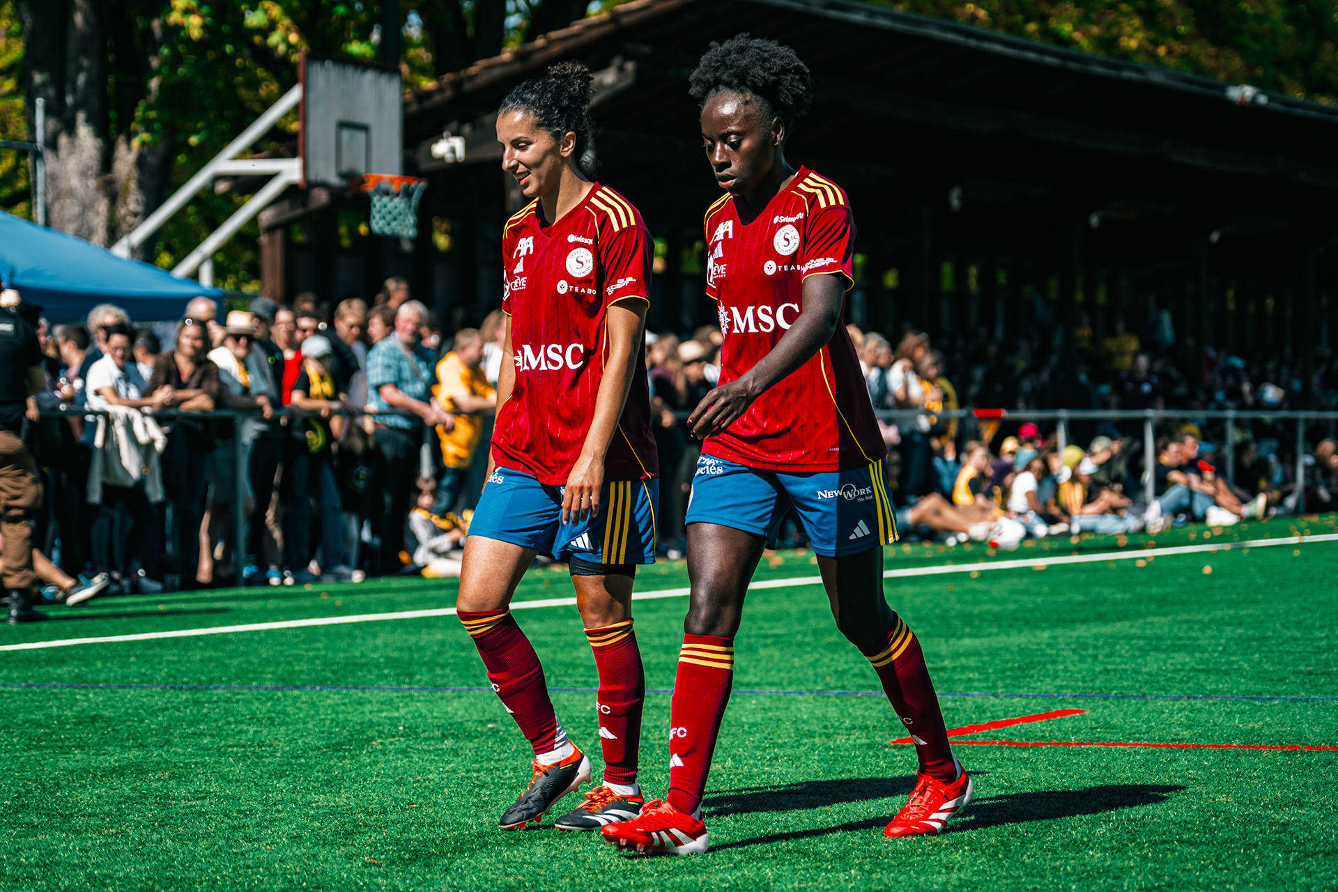Match de l’AXA Women’s Super League opposant BSC YB Frauen et Servette FC Chênois Féminin au Spitalacker (Kunstrasenfeld), Bern. (Christian António/LibsVisuals.com)