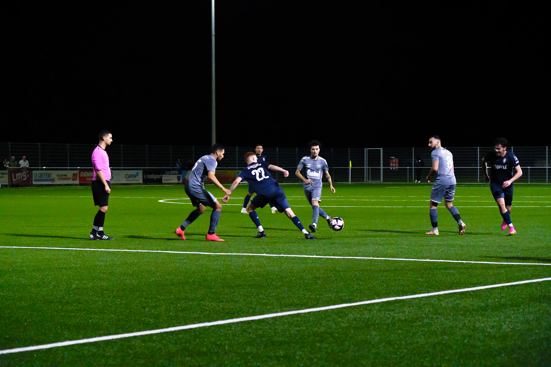 Match 2ème Ligue FC Champagne - FC Grandson-Tuileries au Terrain de Sport de Derrière-Ville à Champagne
