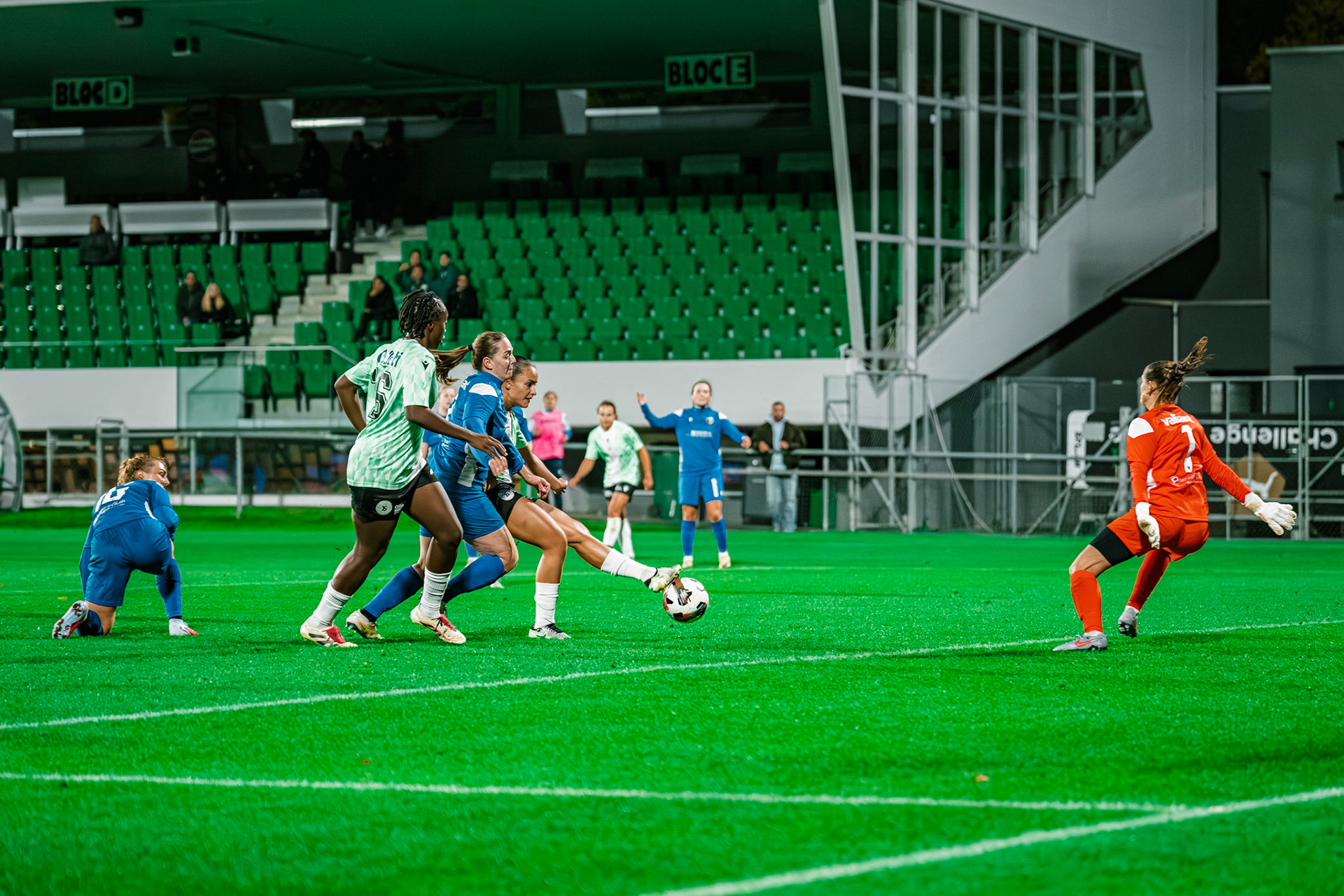 Match championnat LNB féminine opposant Yverdon Sport FC et FC Oerlikon/Polizei ZH 1 au Stade Municipal. (Christian António/LibsVisuals.com)