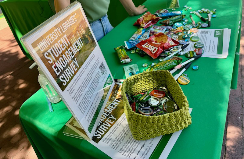 Student Engagement Survey tabling with info