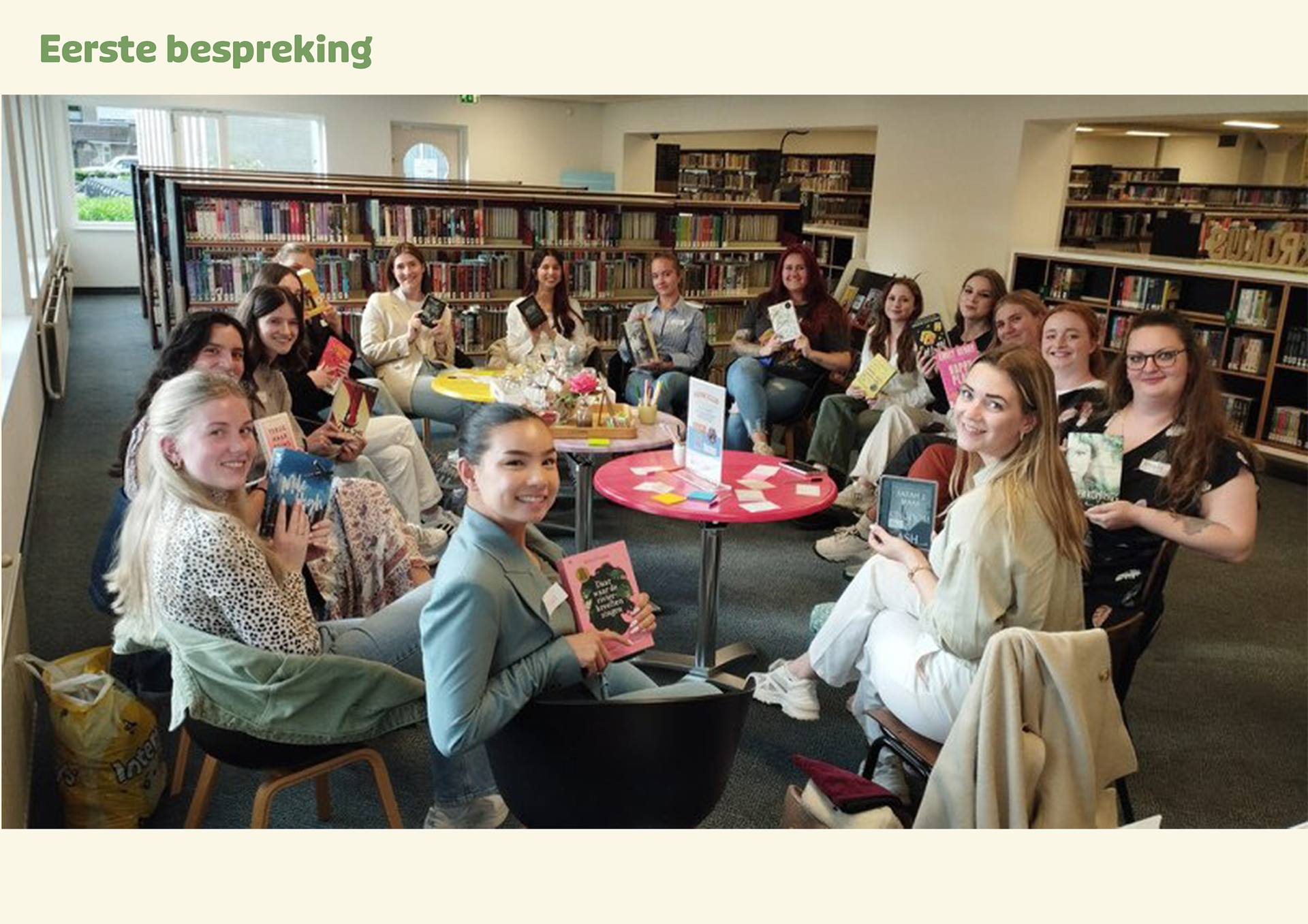 De opkomst voor de eerste bespreking