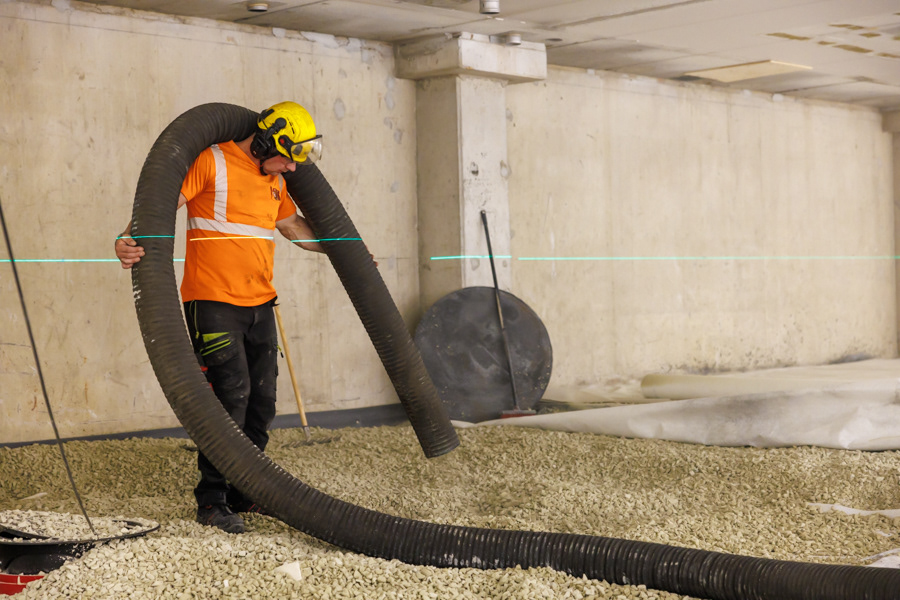 Uusioaines Oy mainoskuvaus