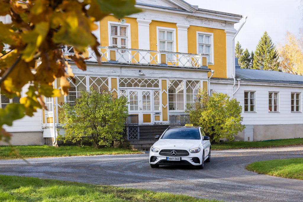 Brändikuvaus Seinäjoen Keskustaksi Oy