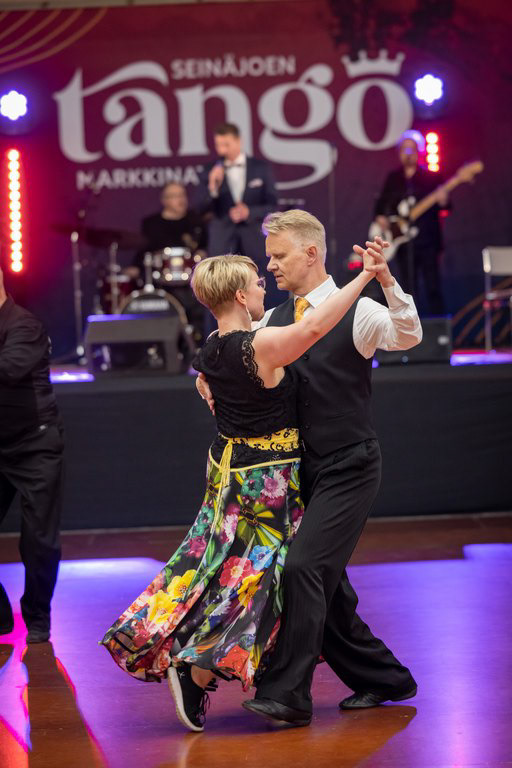 Tangomarkkinat lavatangon SM