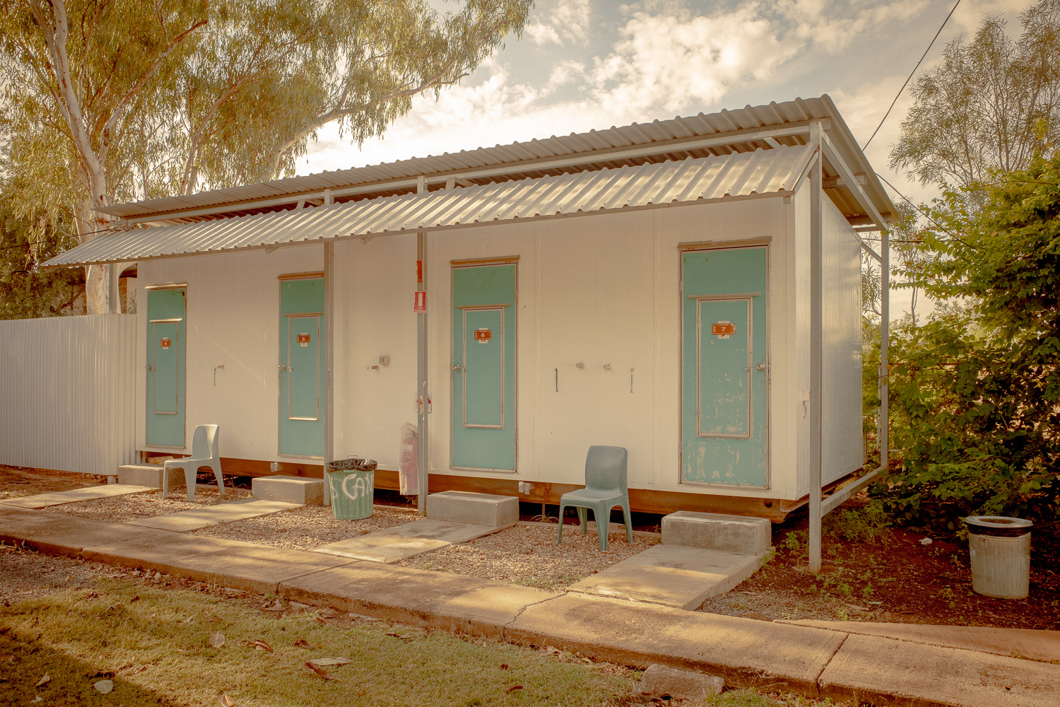 Back O' Bourke Motel  Ricoh GR3