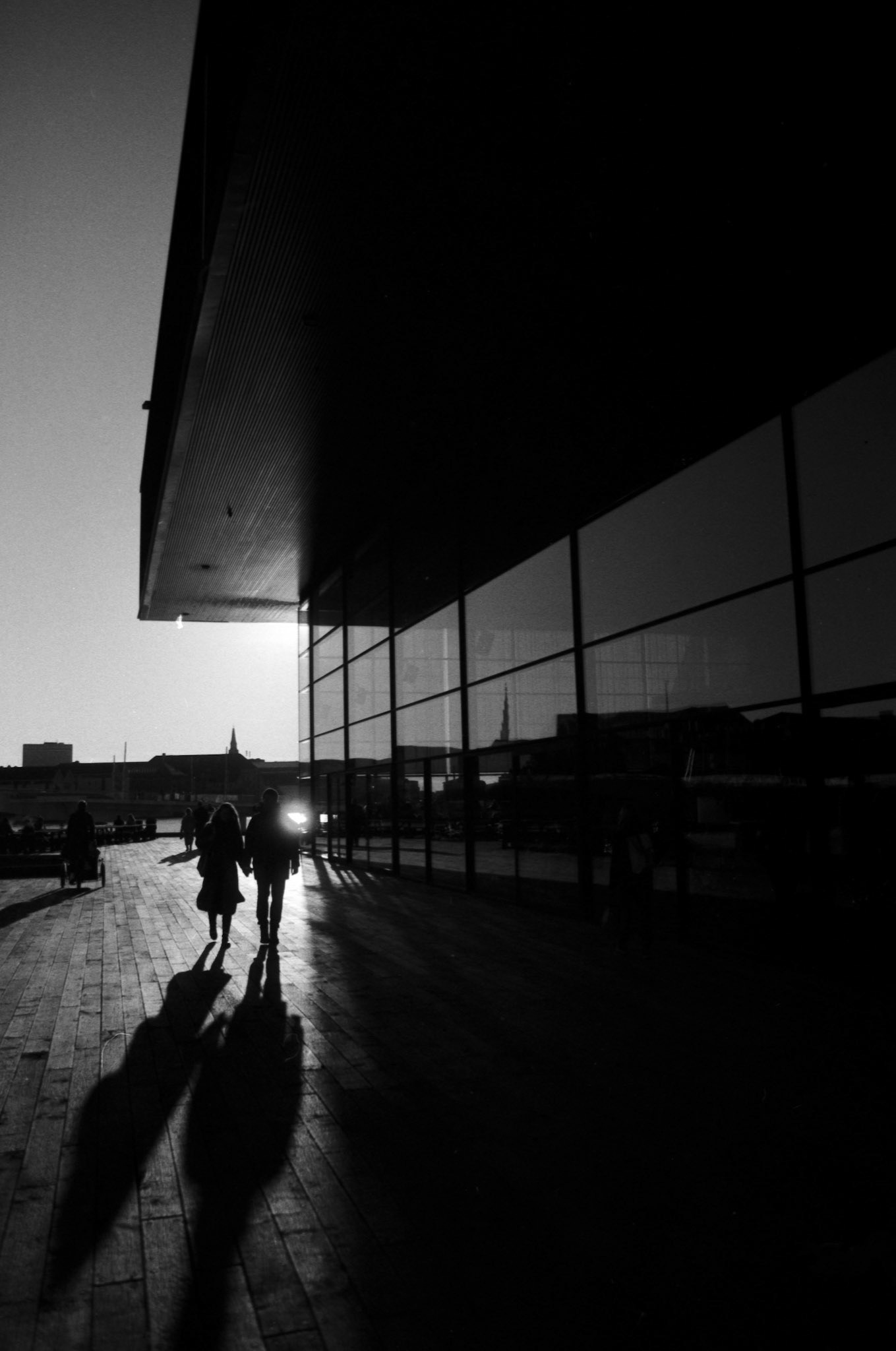 Ilford Pan F exp1991 Amalienborg og Skuespilhuset - OM4