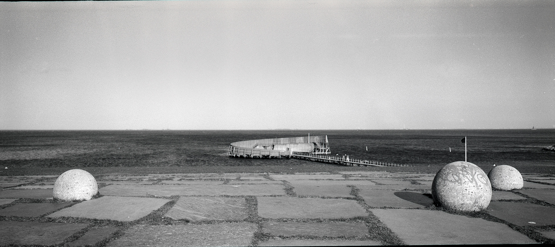 Bronica 135W - FP4 ny film - Kastrup, DBP, Fering, Sneglen