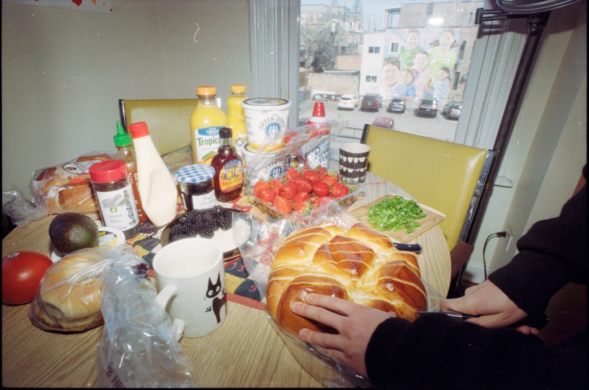 nate cutting bread 04182026