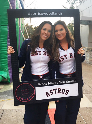 Wendi created Sorriso Instagram frames for selfies.