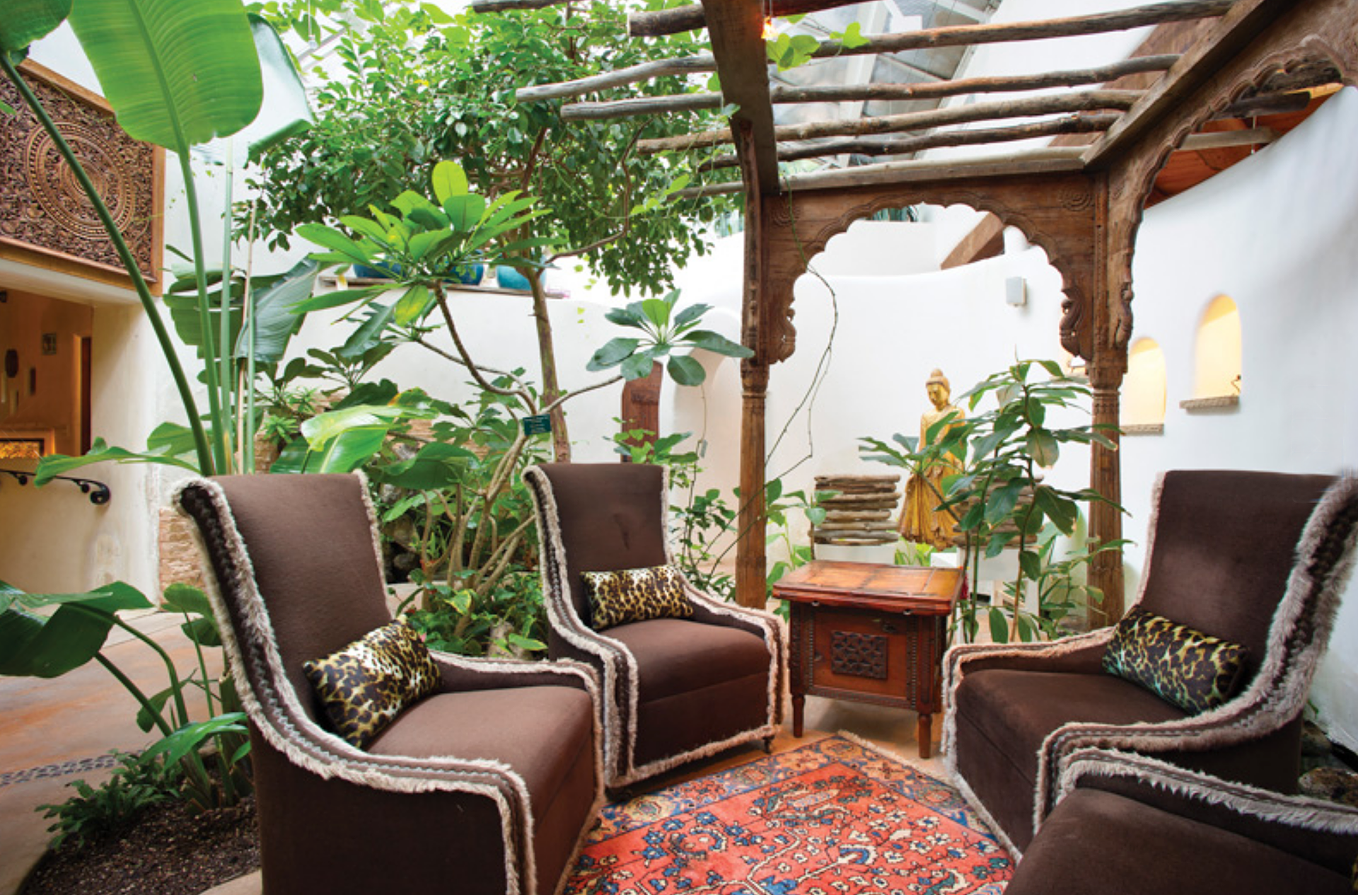 Living Spa relaxation lounge.