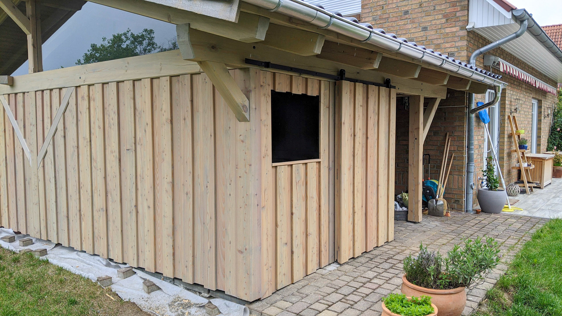 Carport