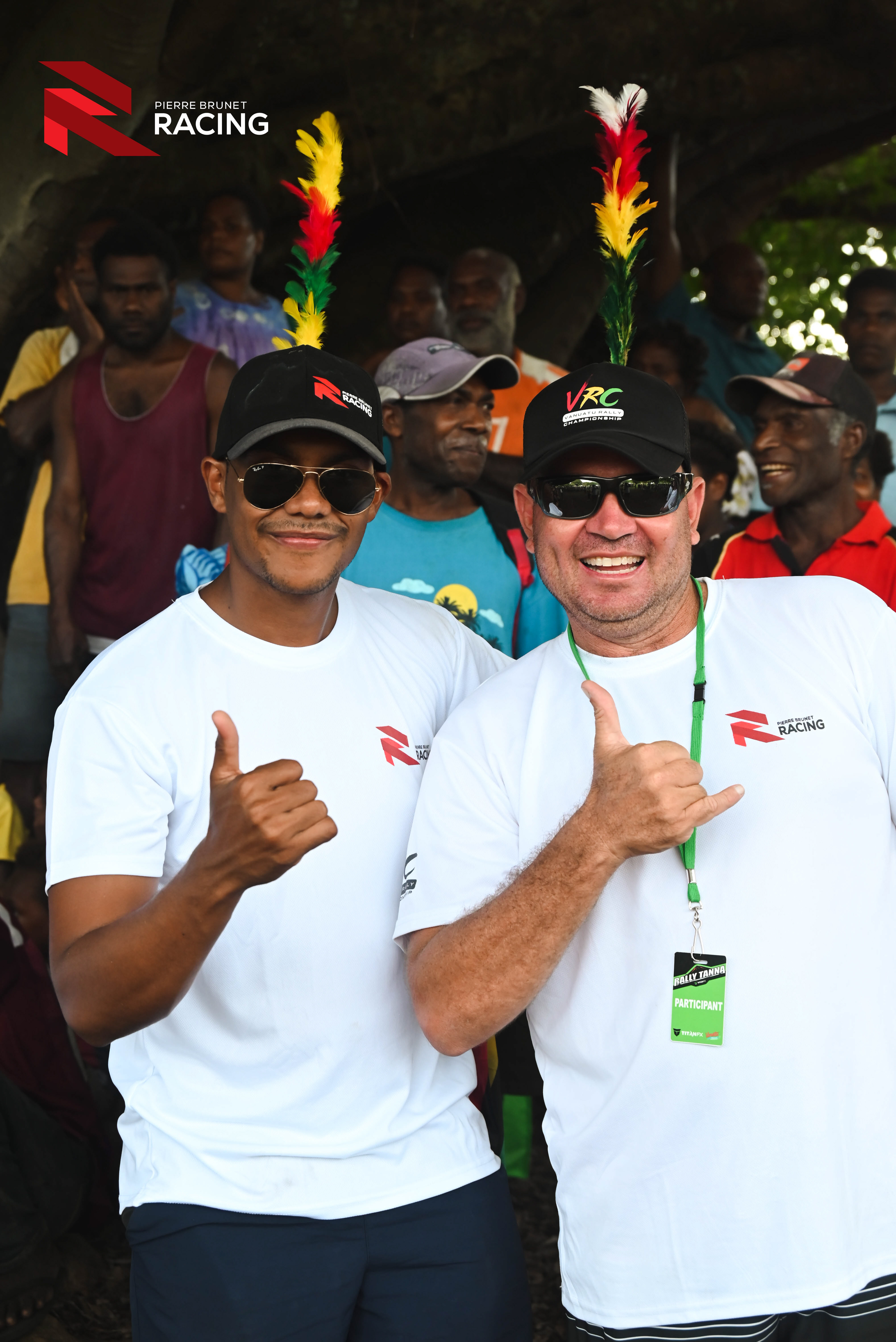 Presentation of the rally team with the custom chiefs