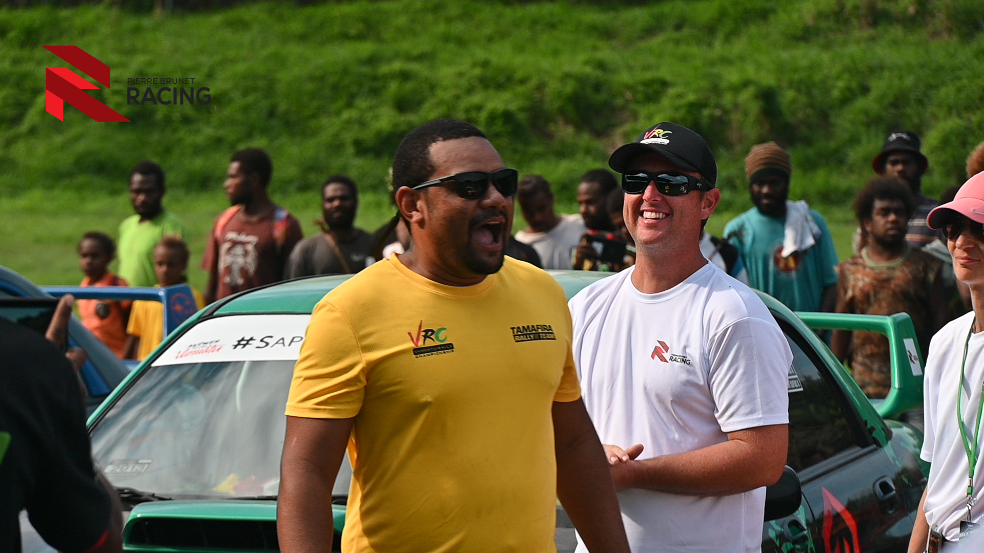 Presentation of the rally team to the crowd