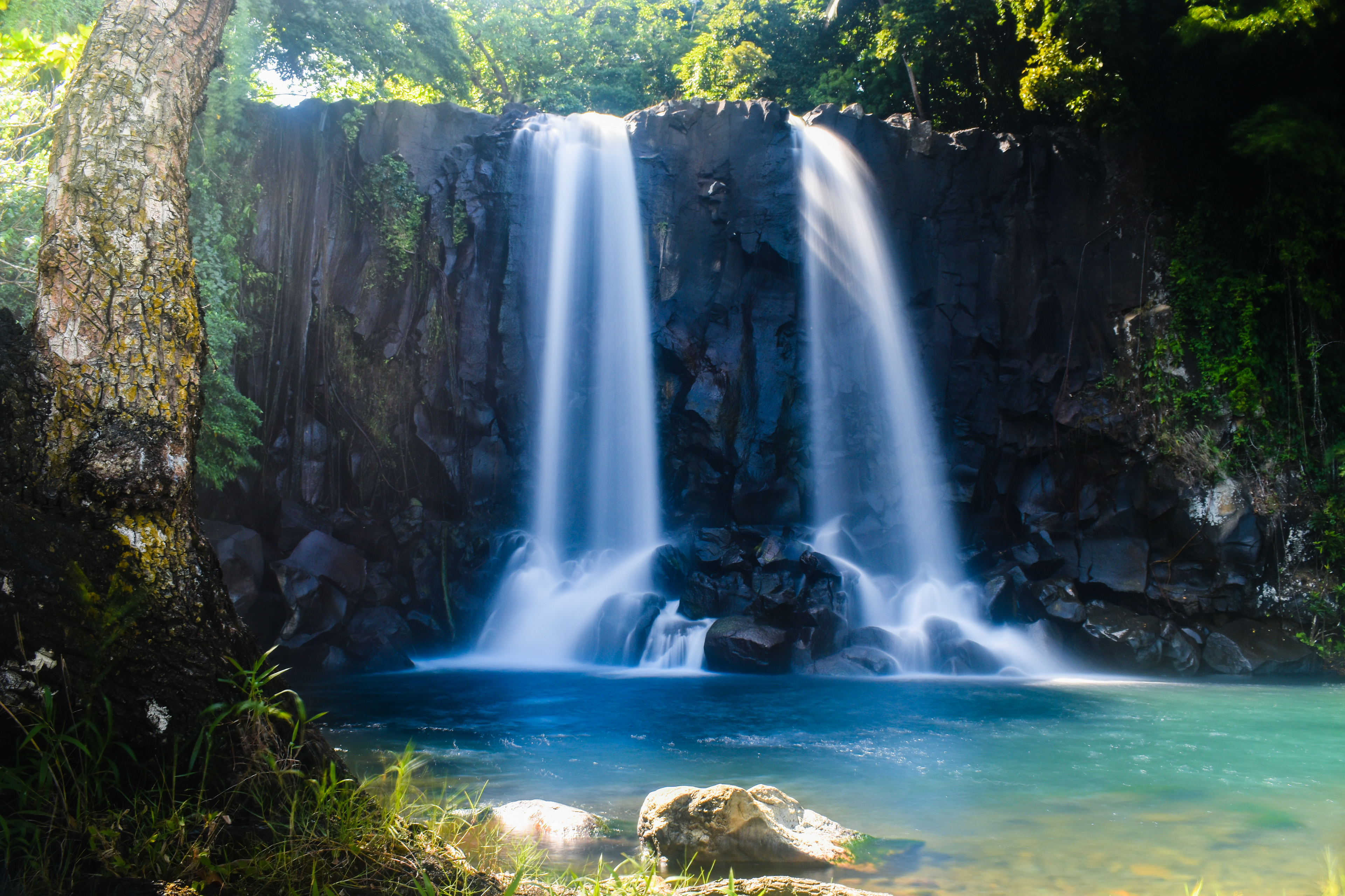 Twin Waterfall (Vanua Lava, Banks Islands)