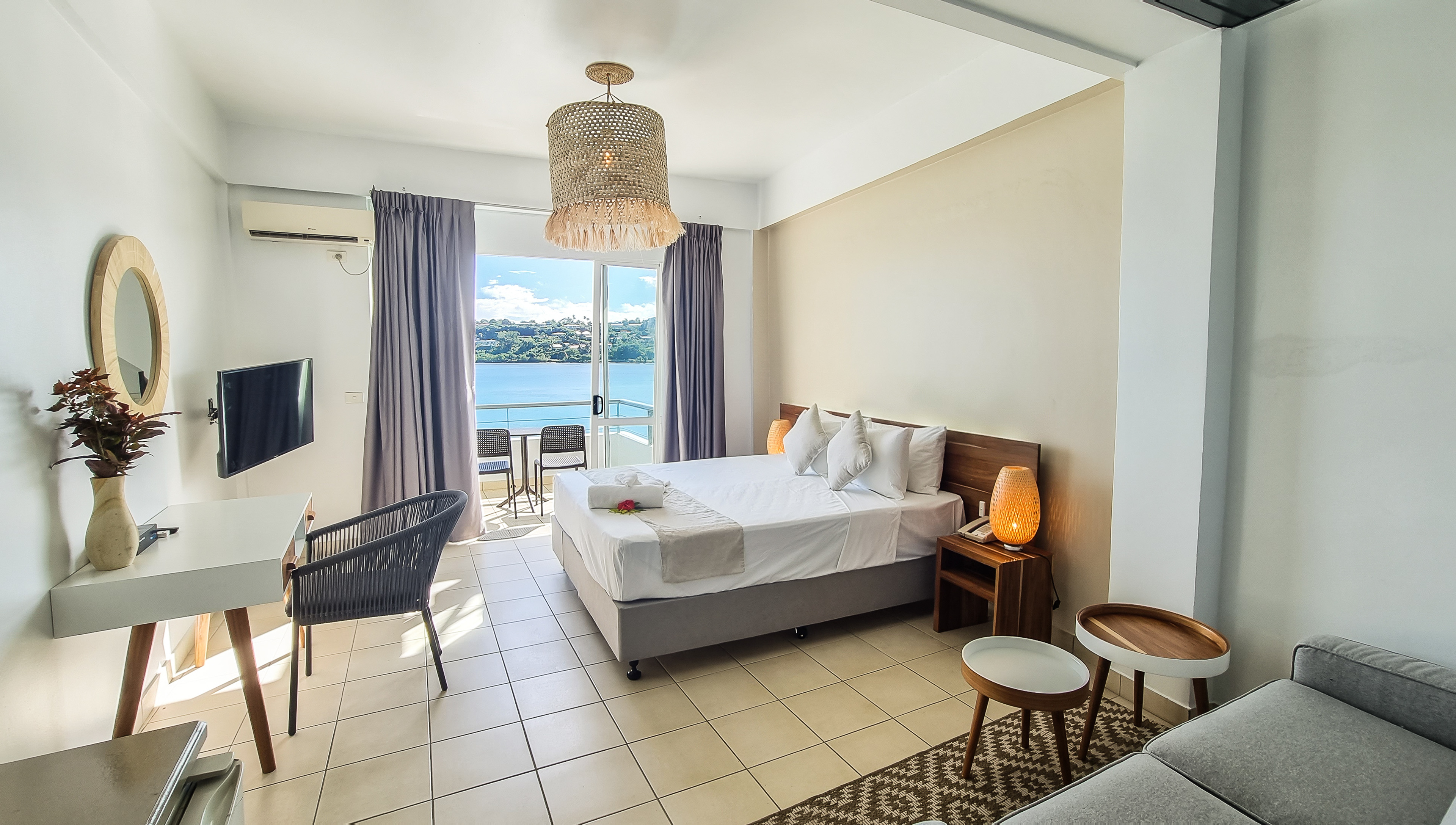 Chantillys on the Bay