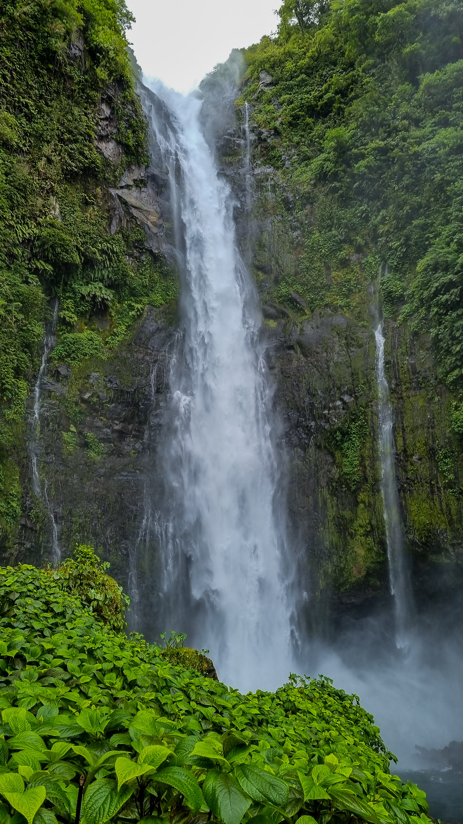 Siri Waterfall (Gaua, Banks Islands)